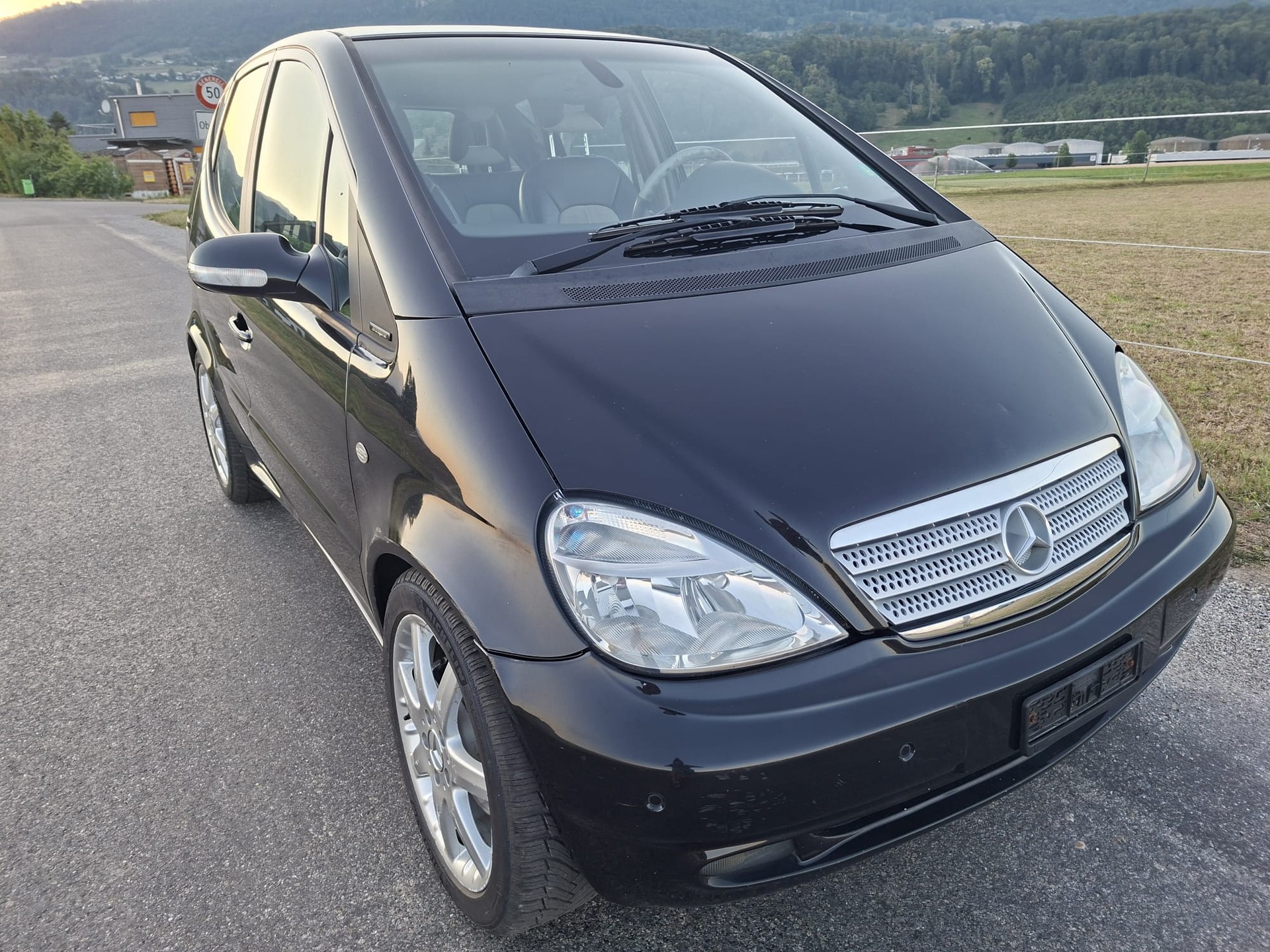 MERCEDES-BENZ A 210 Evolution-image-3