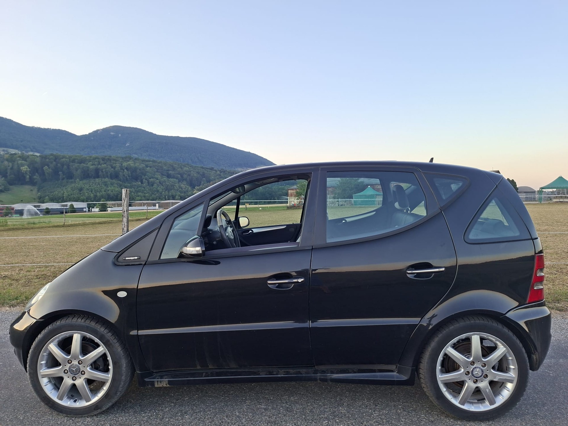 MERCEDES-BENZ A 210 Evolution-image-1