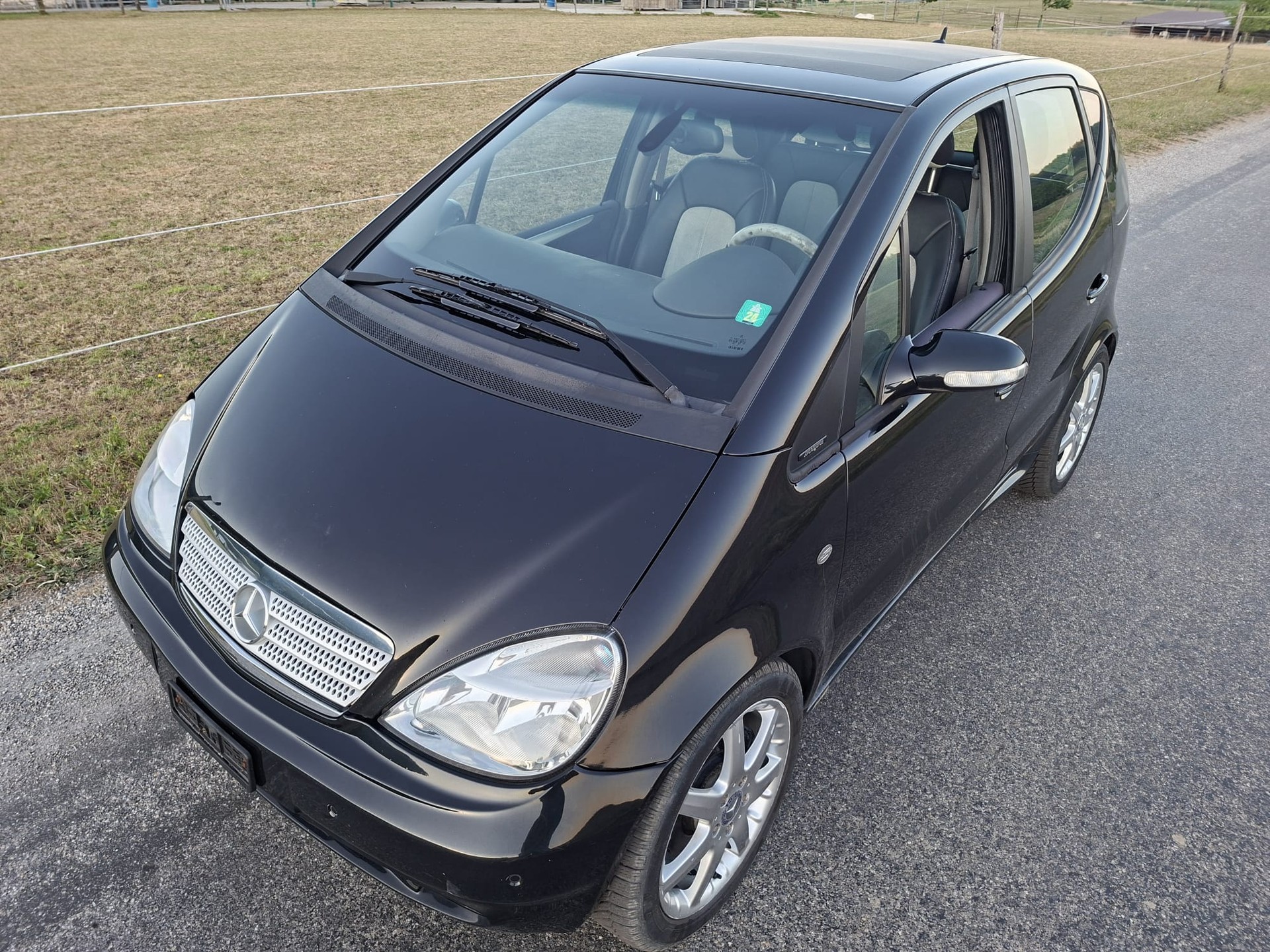 MERCEDES-BENZ A 210 Evolution-image-8