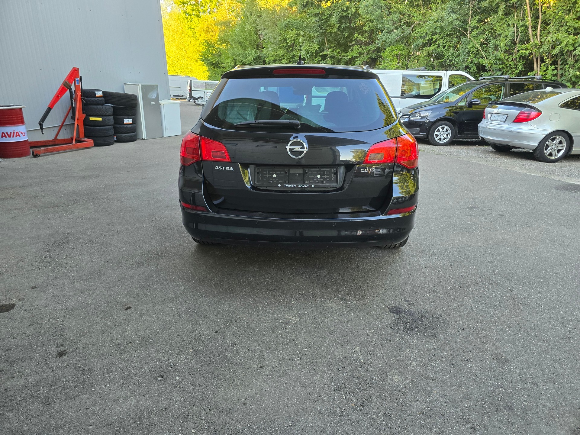 OPEL Astra SportsTourer 1.7 CDTi Anniversary Edition-image-5
