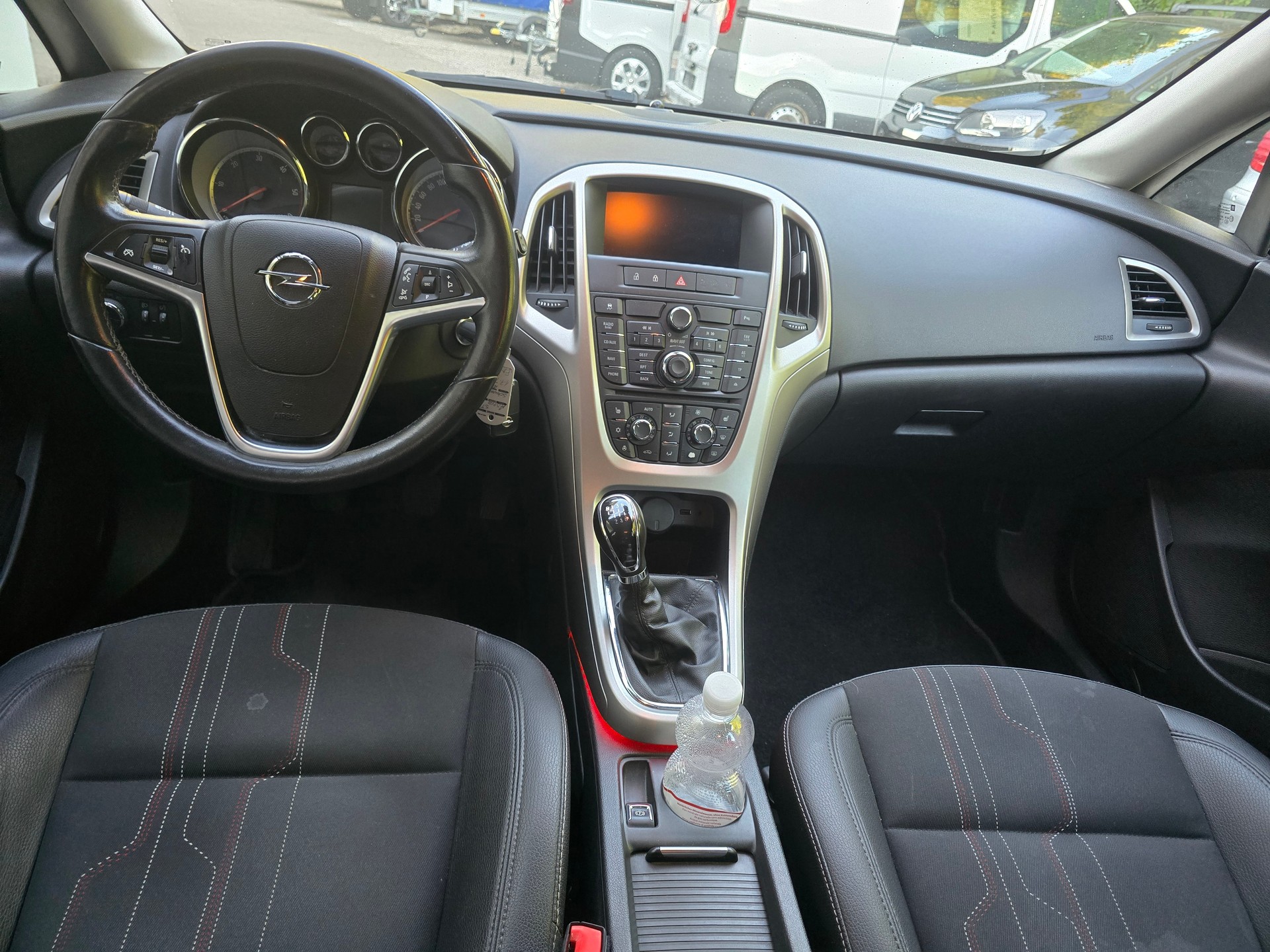 OPEL Astra SportsTourer 1.7 CDTi Anniversary Edition-image-9