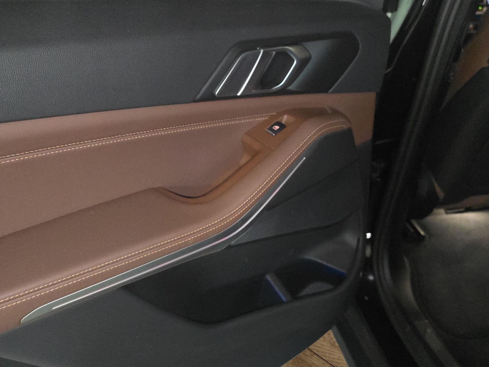 BMW X5 xDrive45e Steptronic CH-Fahrzeug-image-22