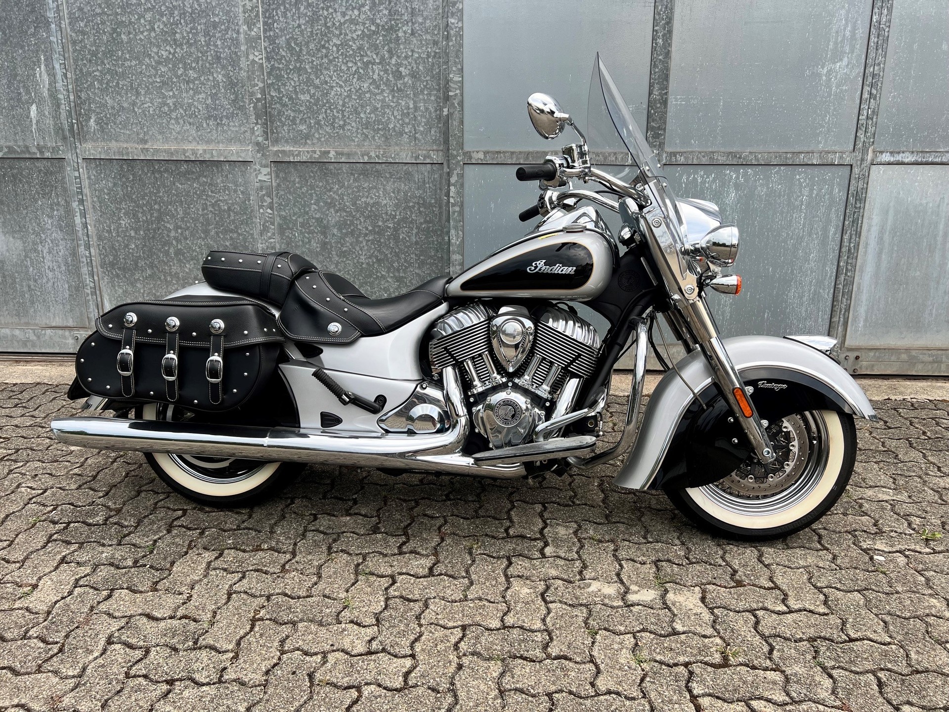 INDIAN Chief Vintage
