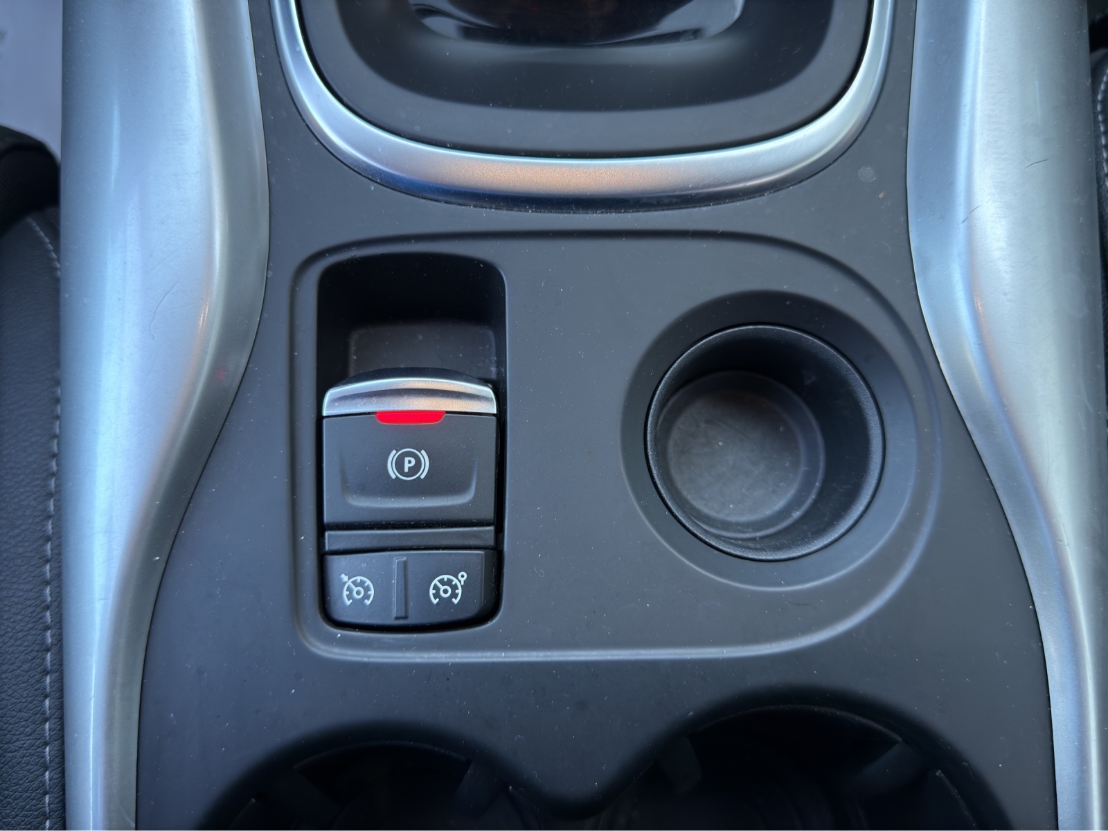 RENAULT Kadjar 1.3 16V Turbo Intens EDC-image-24