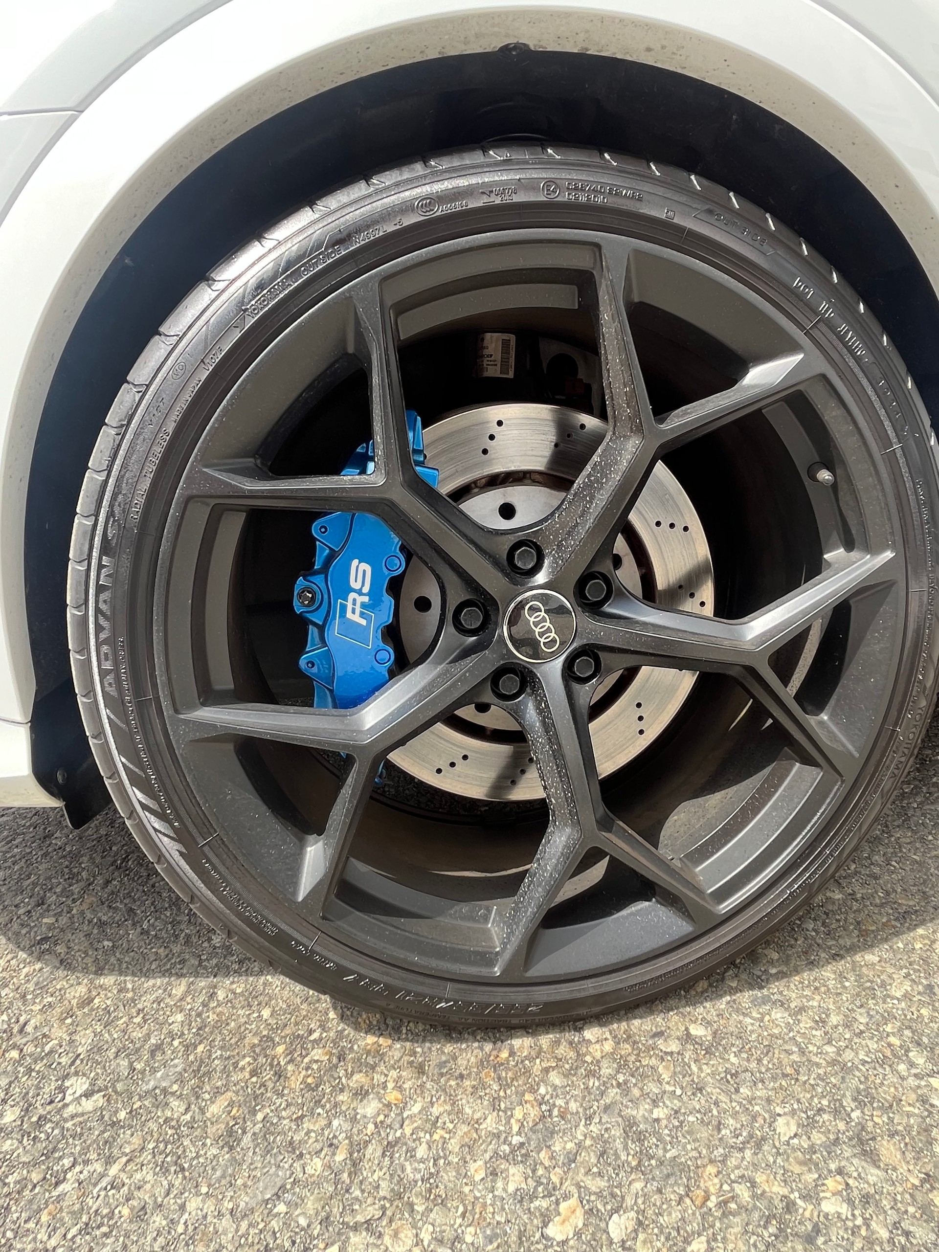 AUDI RS Q3 2.5 TFSI performance quattro S-tronic-image-12