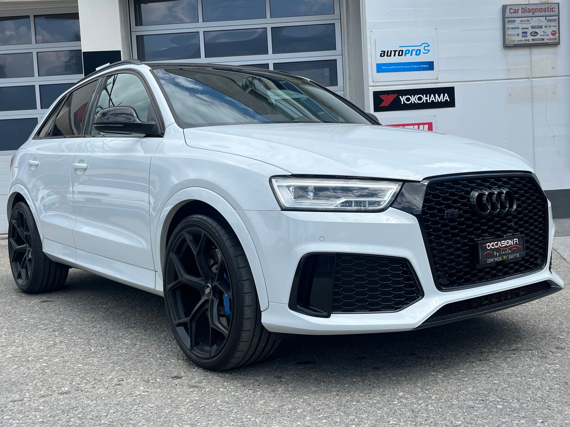 AUDI RS Q3 2.5 TFSI performance quattro S-tronic-image-0