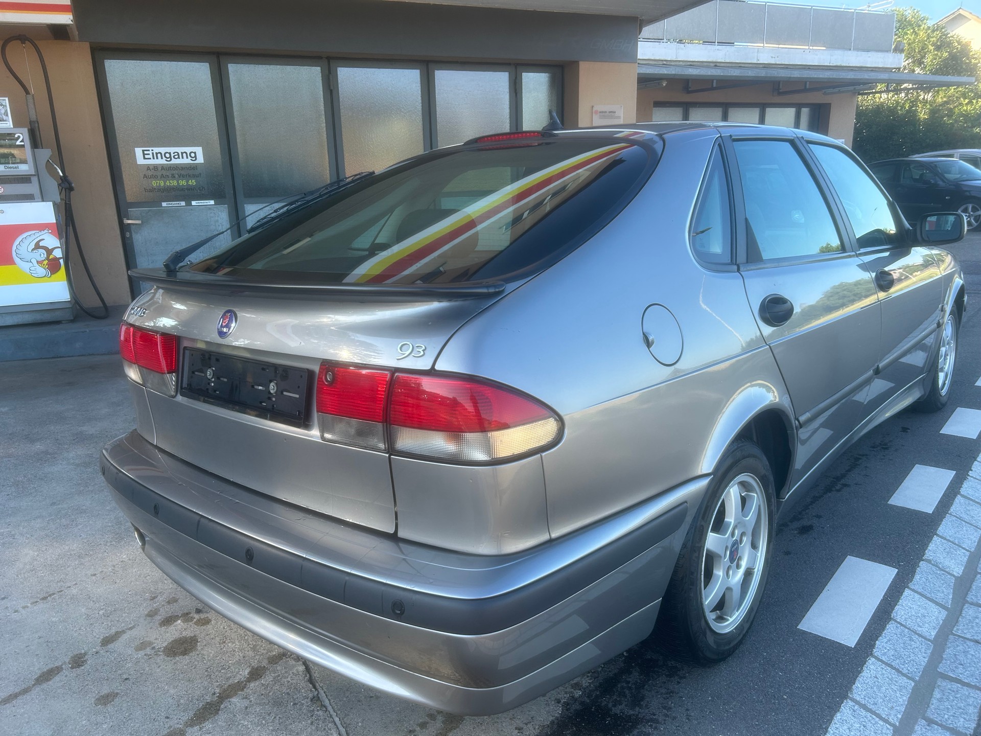 SAAB 9-3 2.0i-16 T SE Anniversary-image-2