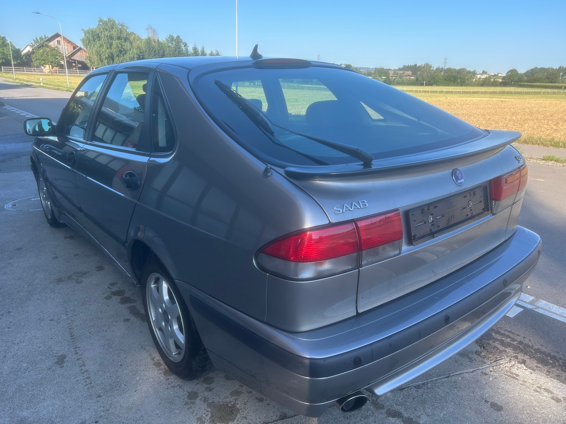 SAAB 9-3 2.0i-16 T SE Anniversary-image-3