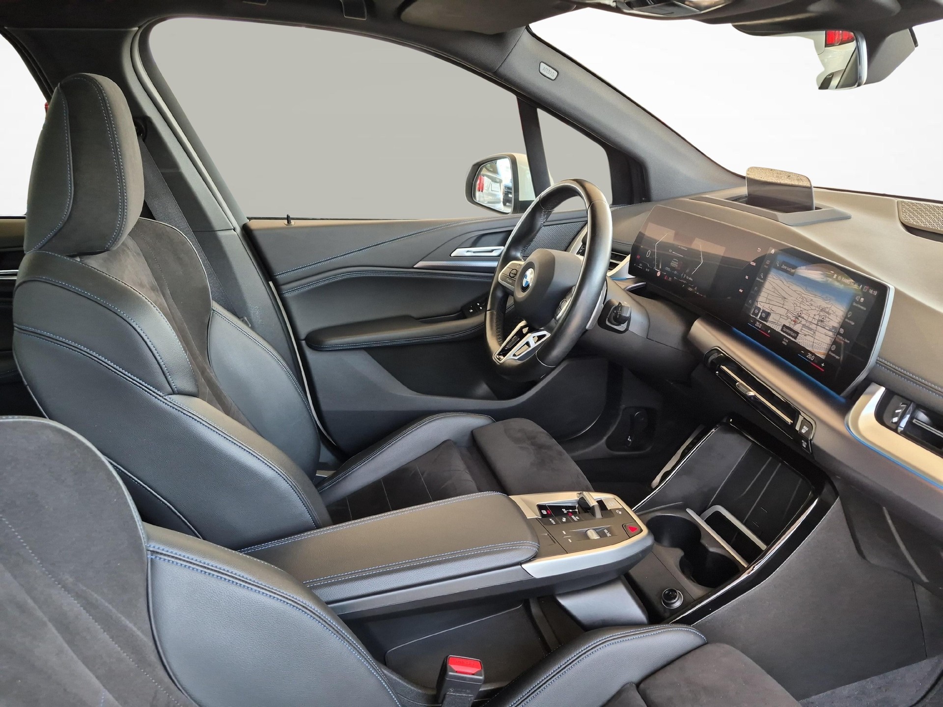 BMW 218d Active Tourer / ab 3,99% Leasing bei Abschluss einer Protect Autoversicherung-image-9