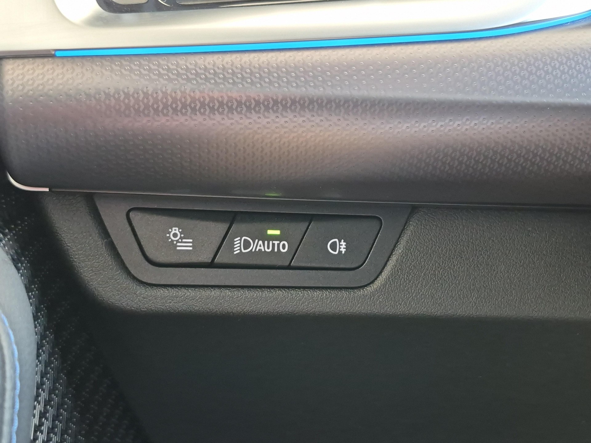 BMW 218d Active Tourer / ab 3,99% Leasing bei Abschluss einer Protect Autoversicherung-image-16