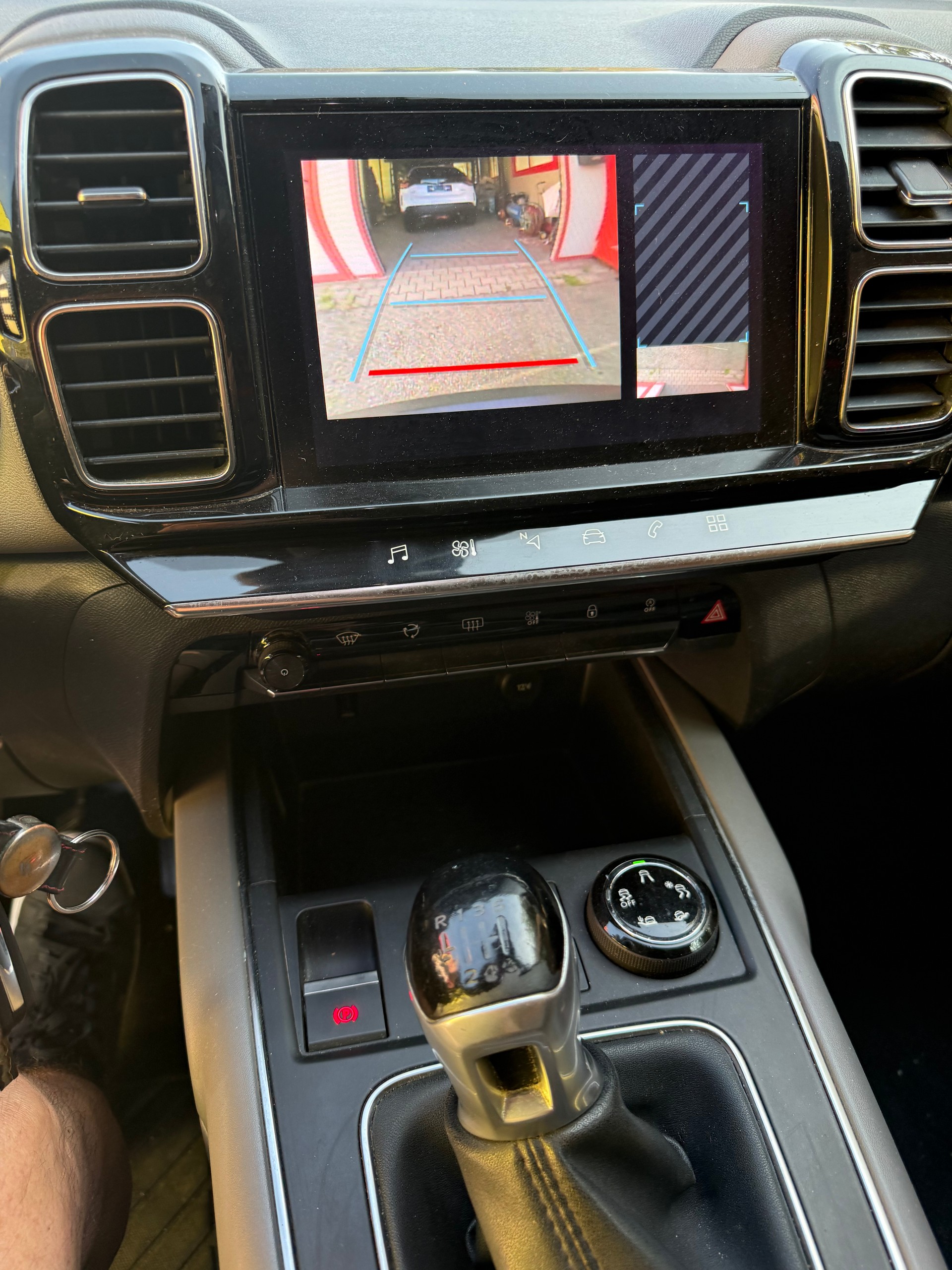 CITROEN C5 Aircross 1.2i PureTech Feel-image-7