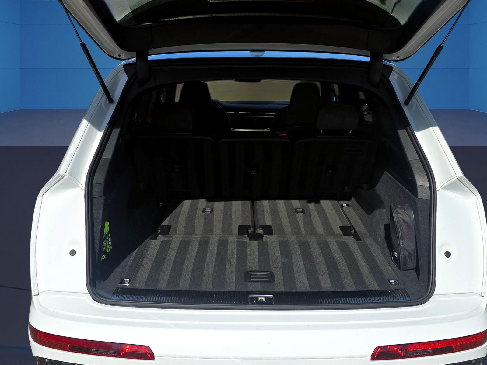 AUDI SQ7 TFSI quattro tiptronic-image-8
