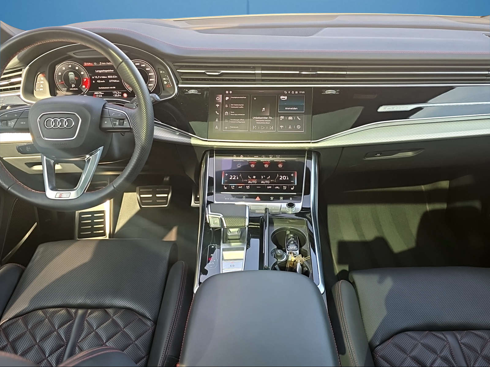 AUDI SQ7 TFSI quattro tiptronic-image-9