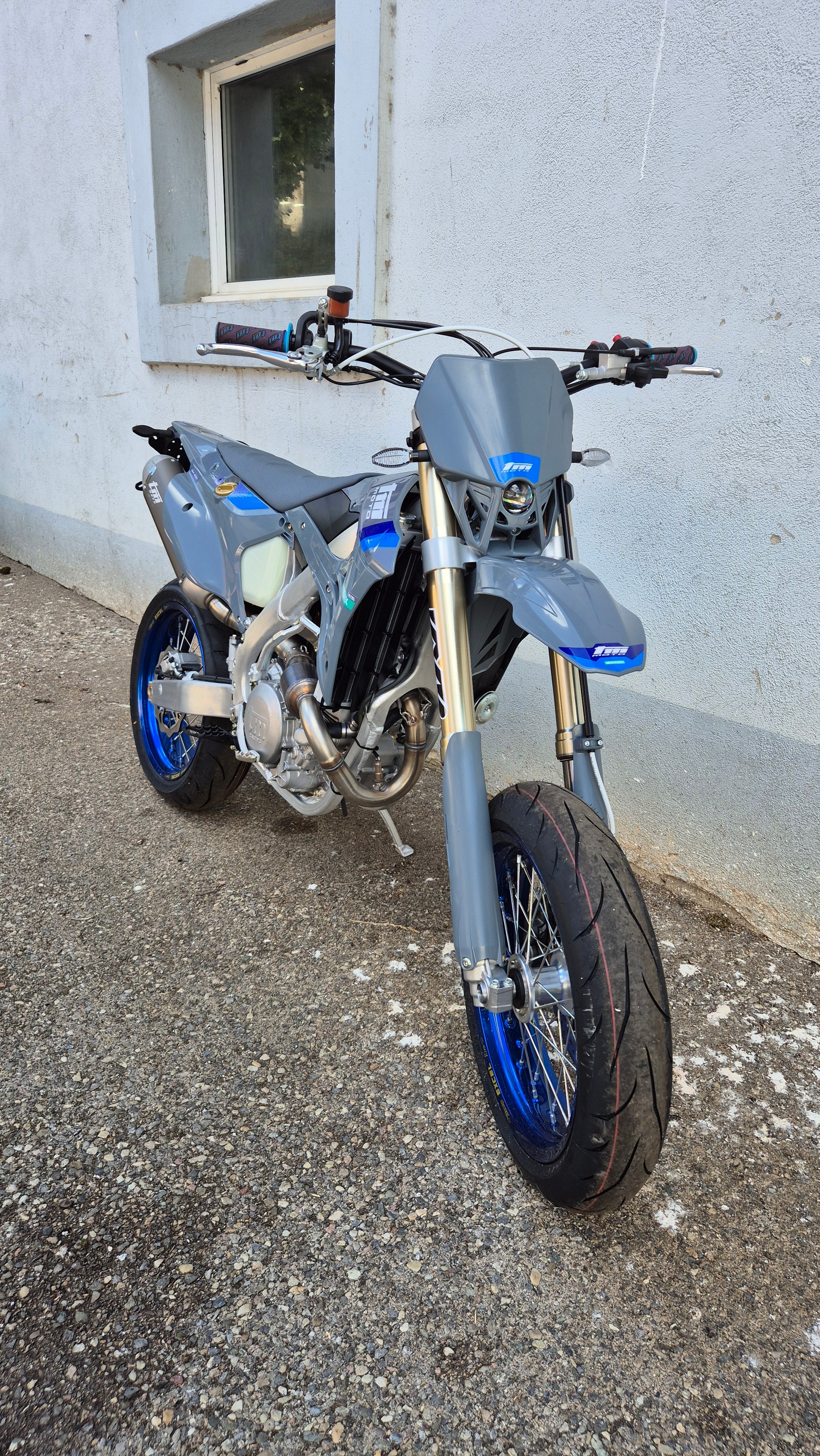 TM SMR FI ES 450