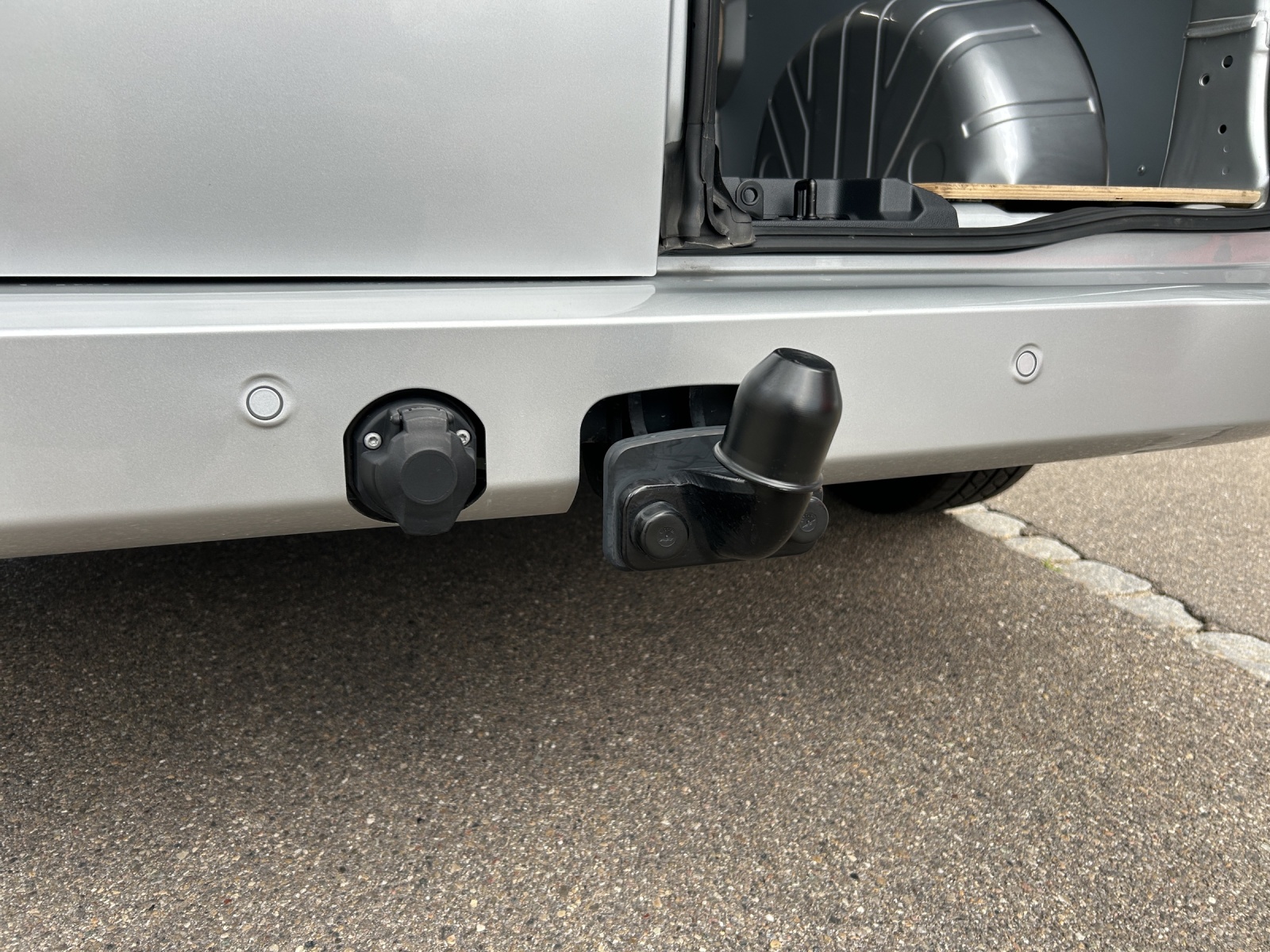 VW Transporter 2.0 TDI 4Motion Lang Automat * Heckflügeltüren *-image-21