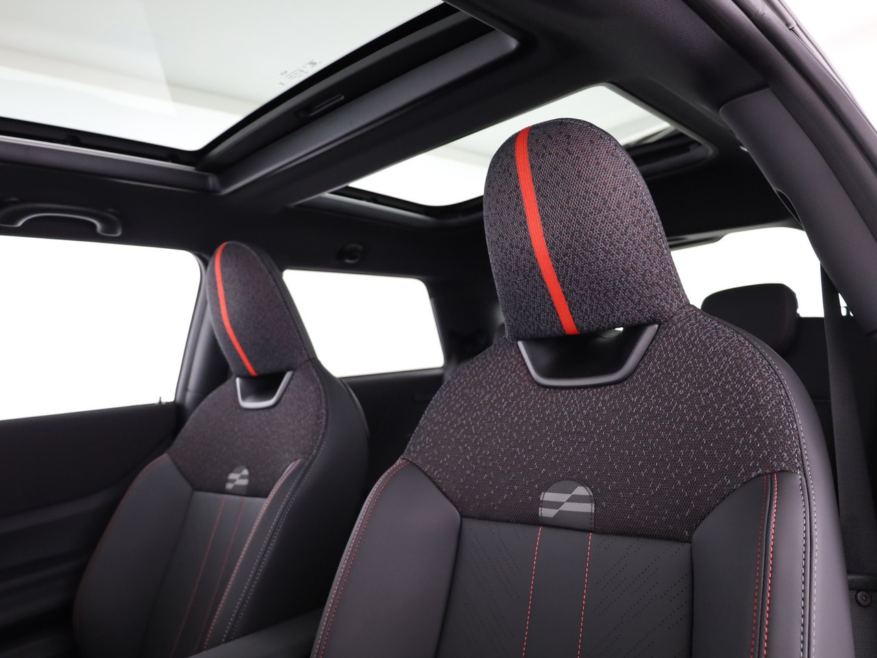 MINI Cooper John Cooper Works DKG-image-11