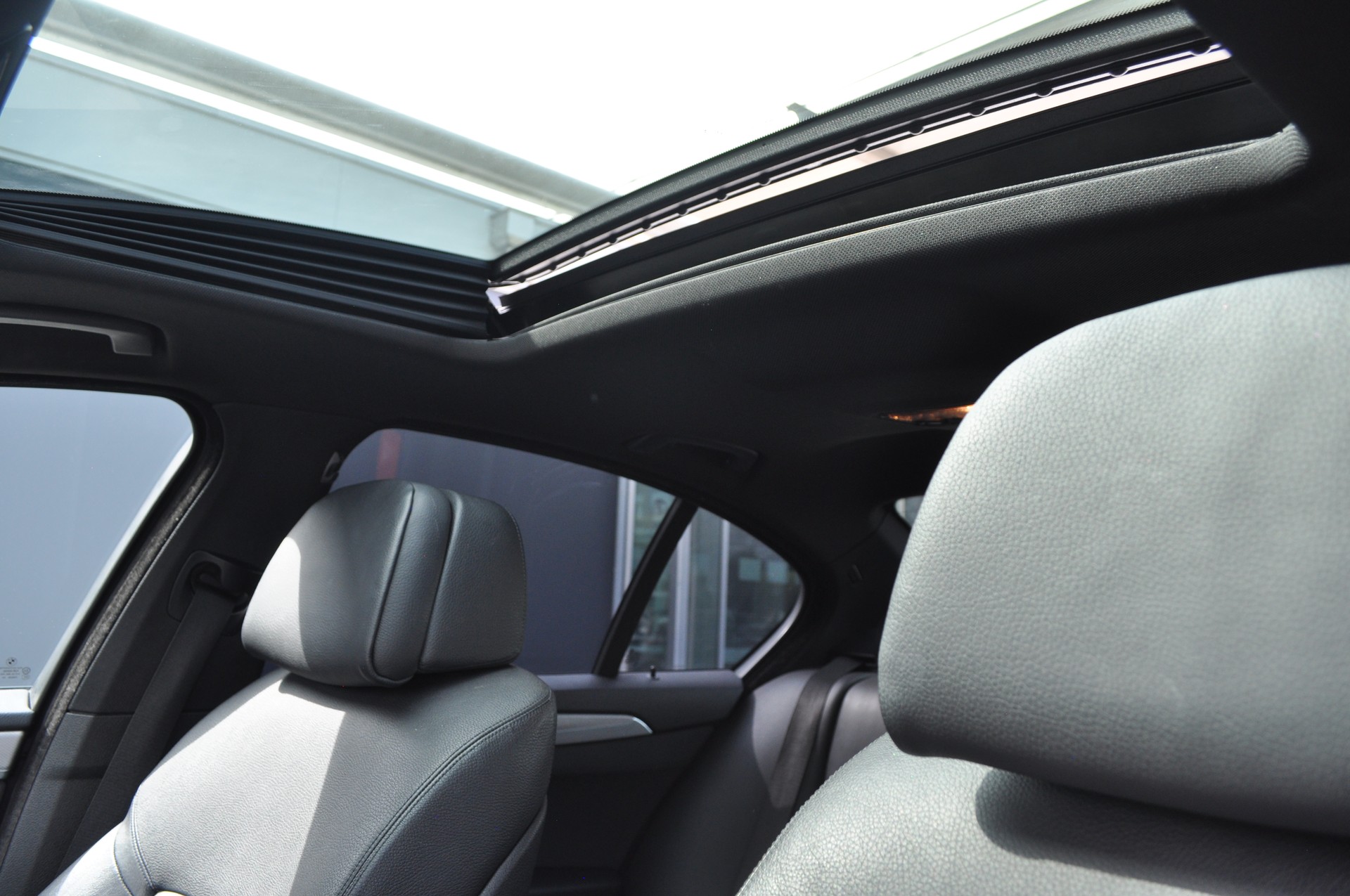 BMW 535d xDrive-image-16