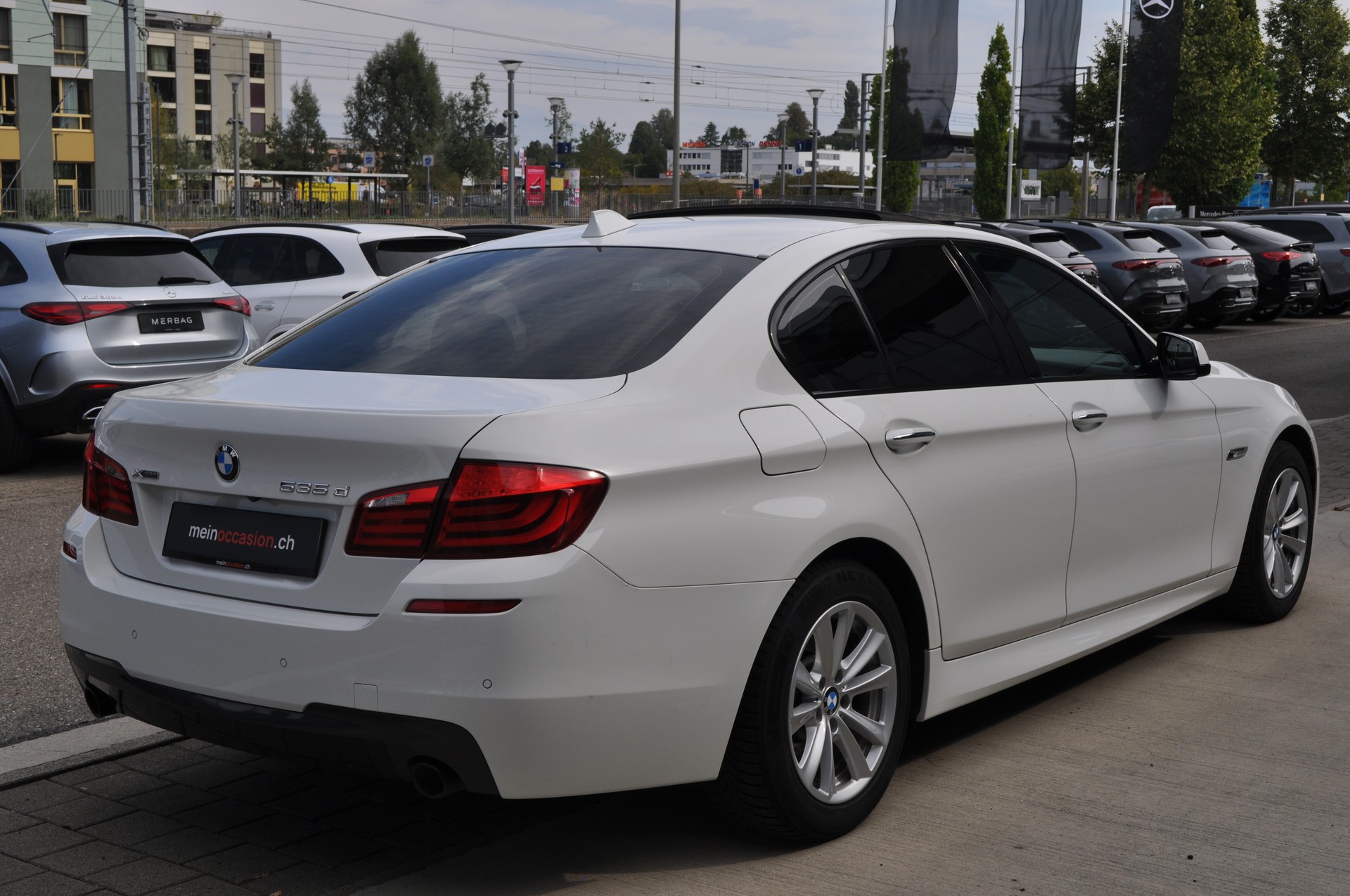 BMW 535d xDrive-image-5