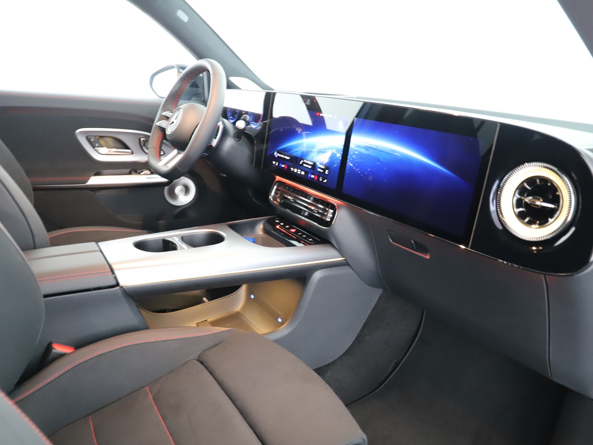 MERCEDES-BENZ GLB 220 4Matic 8G-Tronic-image-11