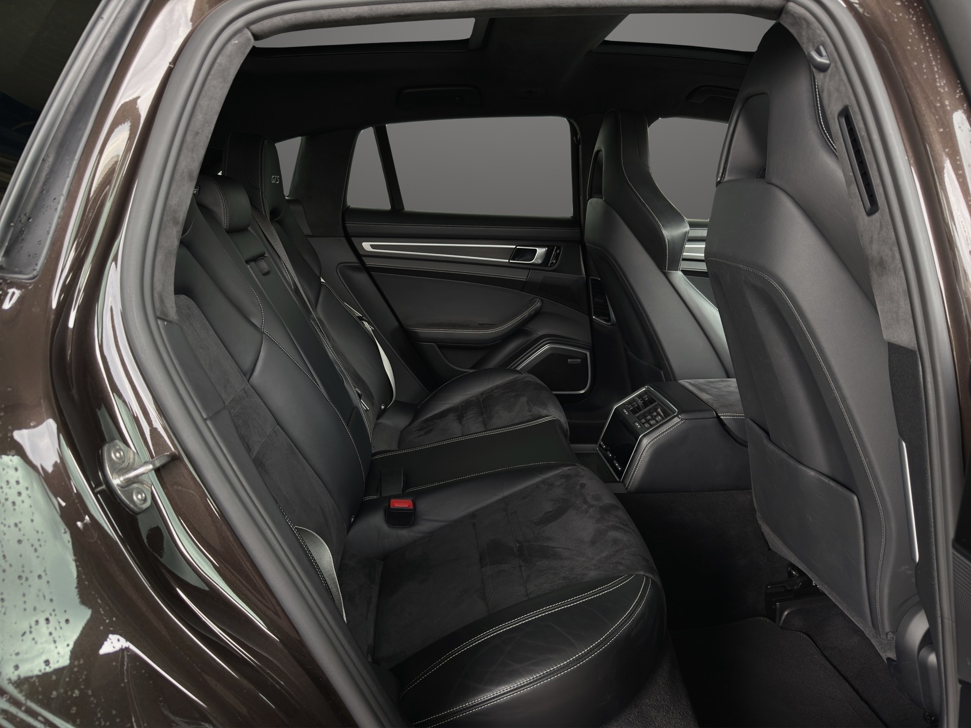 PORSCHE Panamera GTS Sport Turismo PDK-image-9