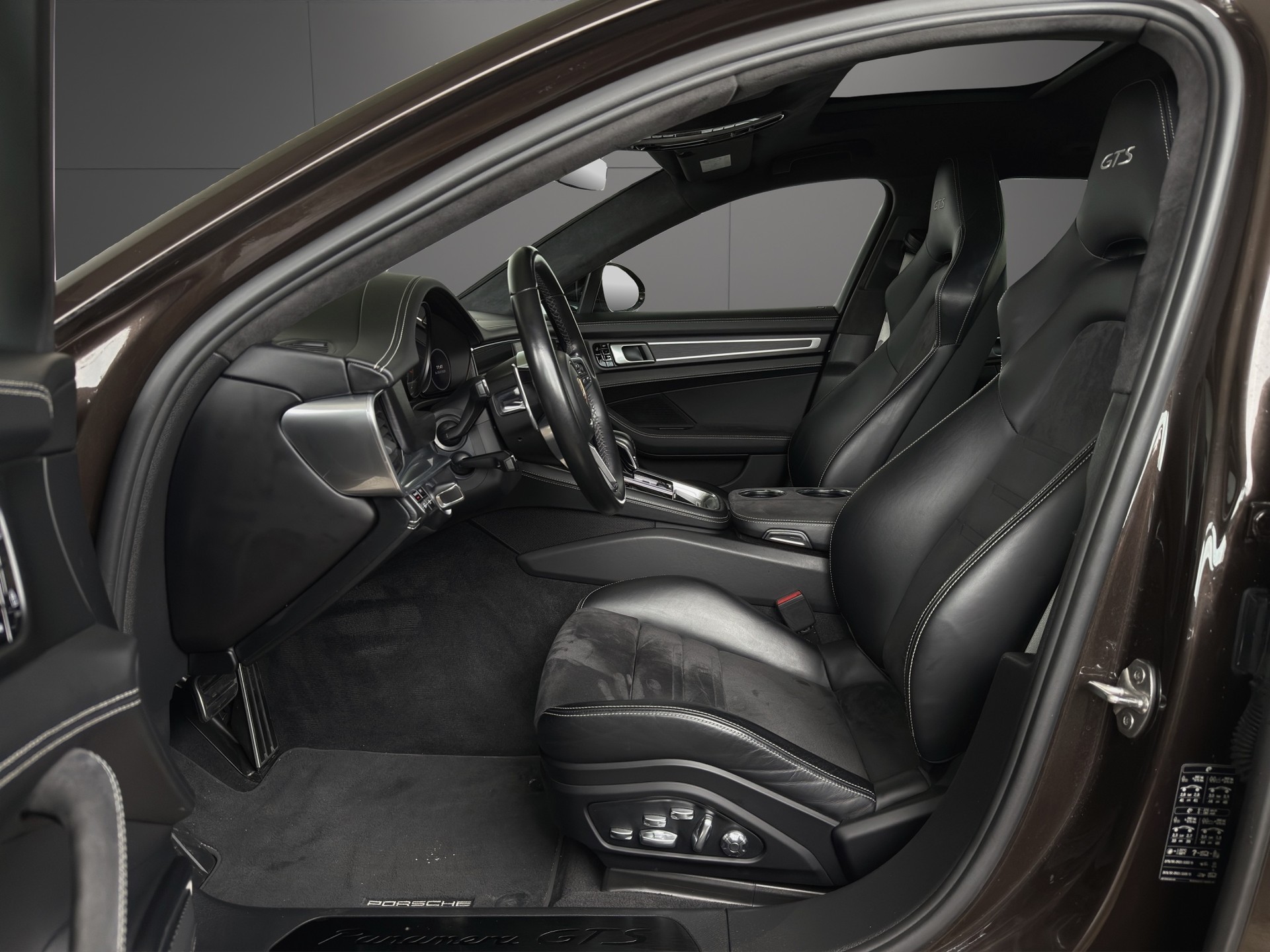 PORSCHE Panamera GTS Sport Turismo PDK-image-5