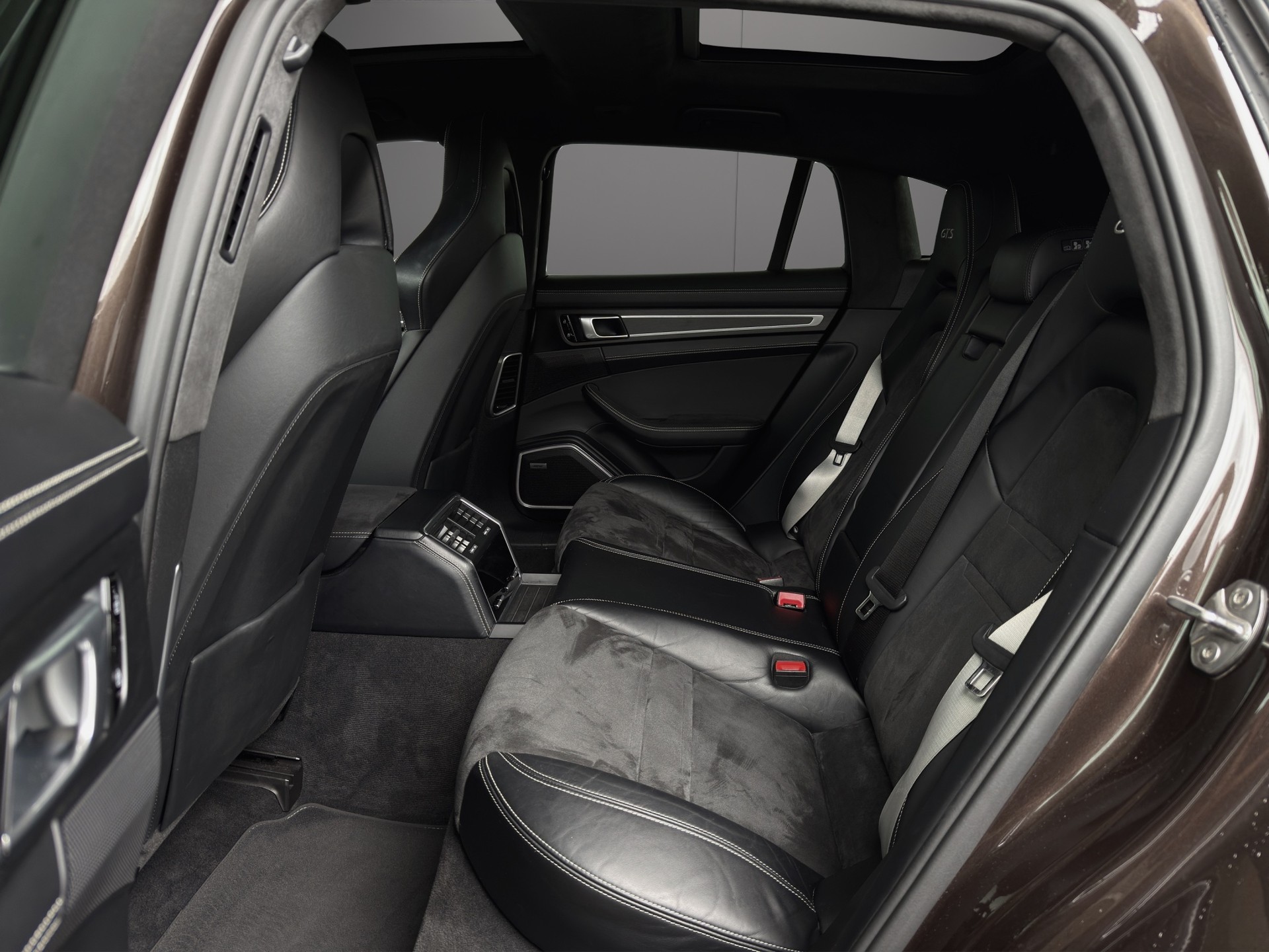 PORSCHE Panamera GTS Sport Turismo PDK-image-8