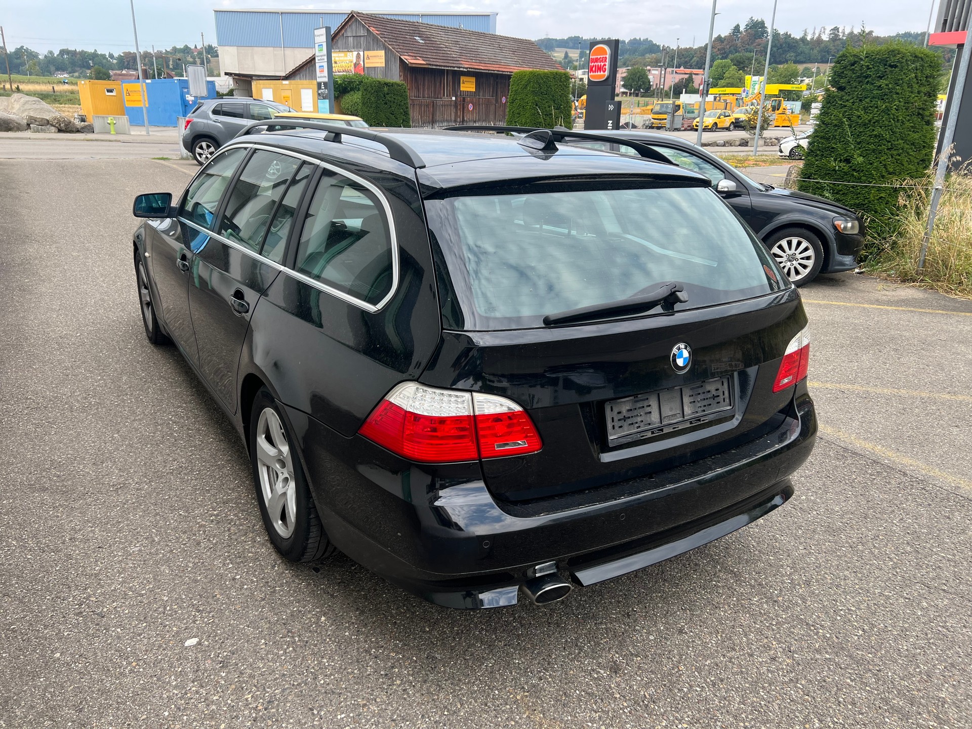 BMW 520d Touring-image-2