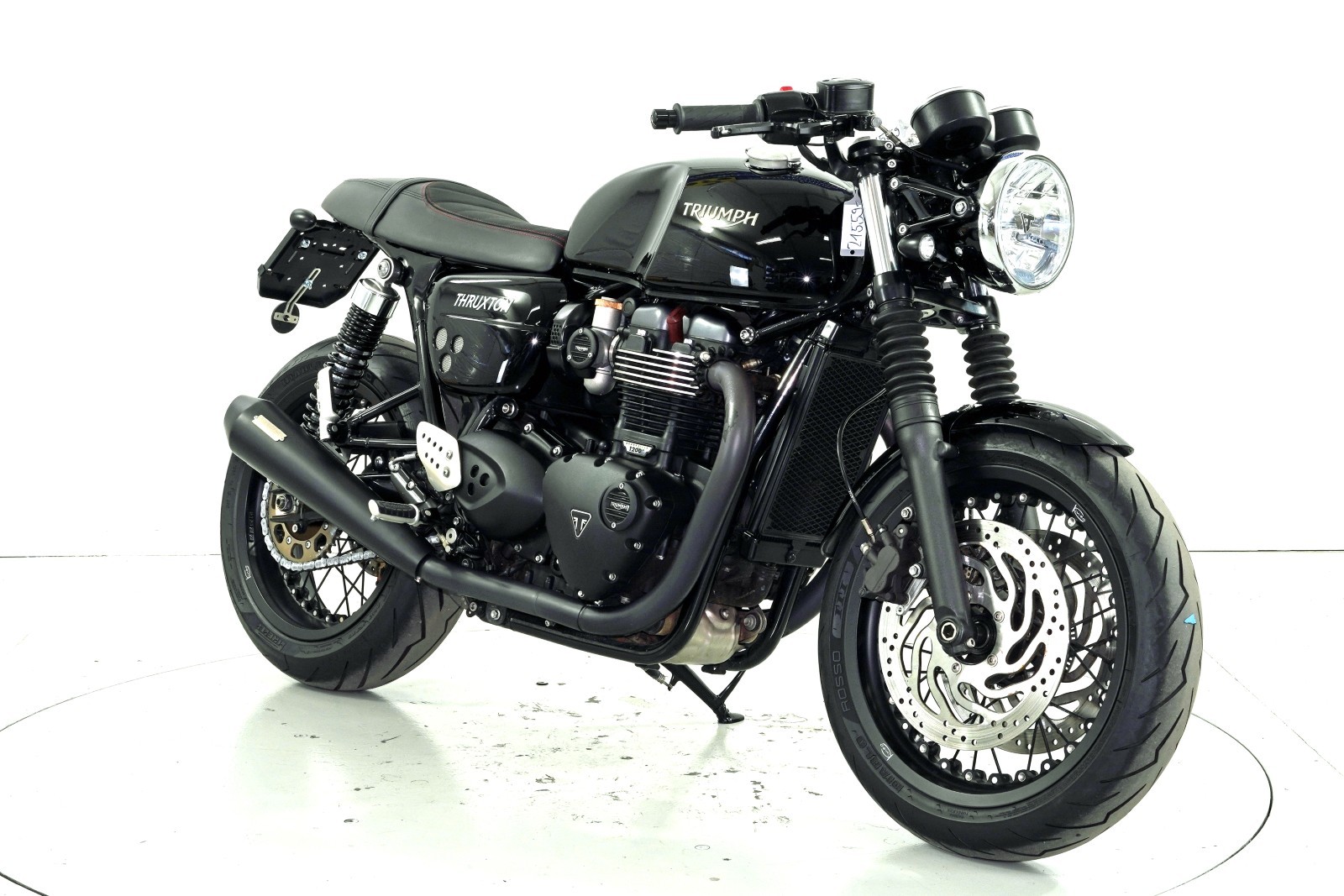 TRIUMPH Thruxton 1200 R ABS-showroom-element-1