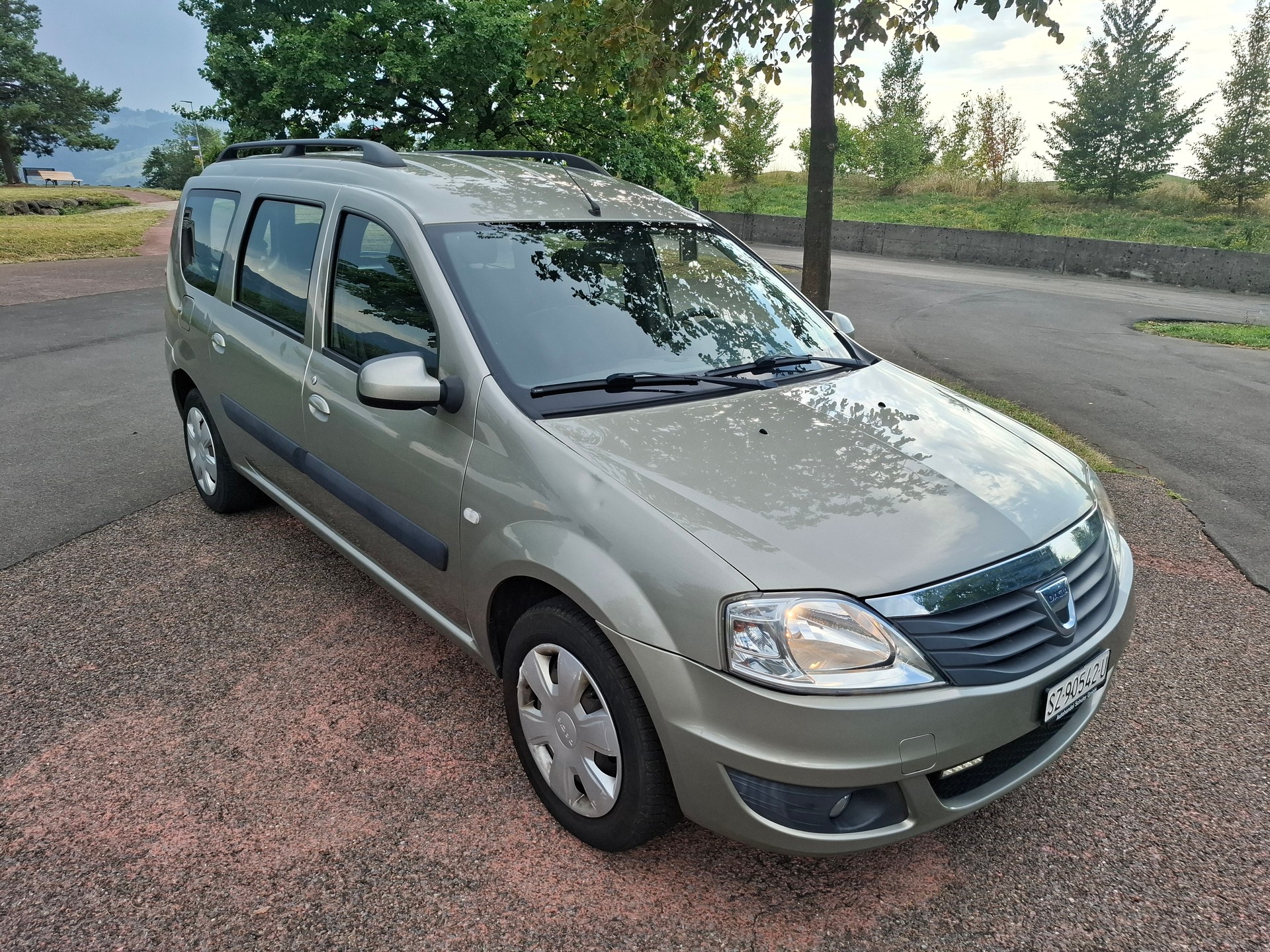 DACIA Logan 1.6 16V-image-0
