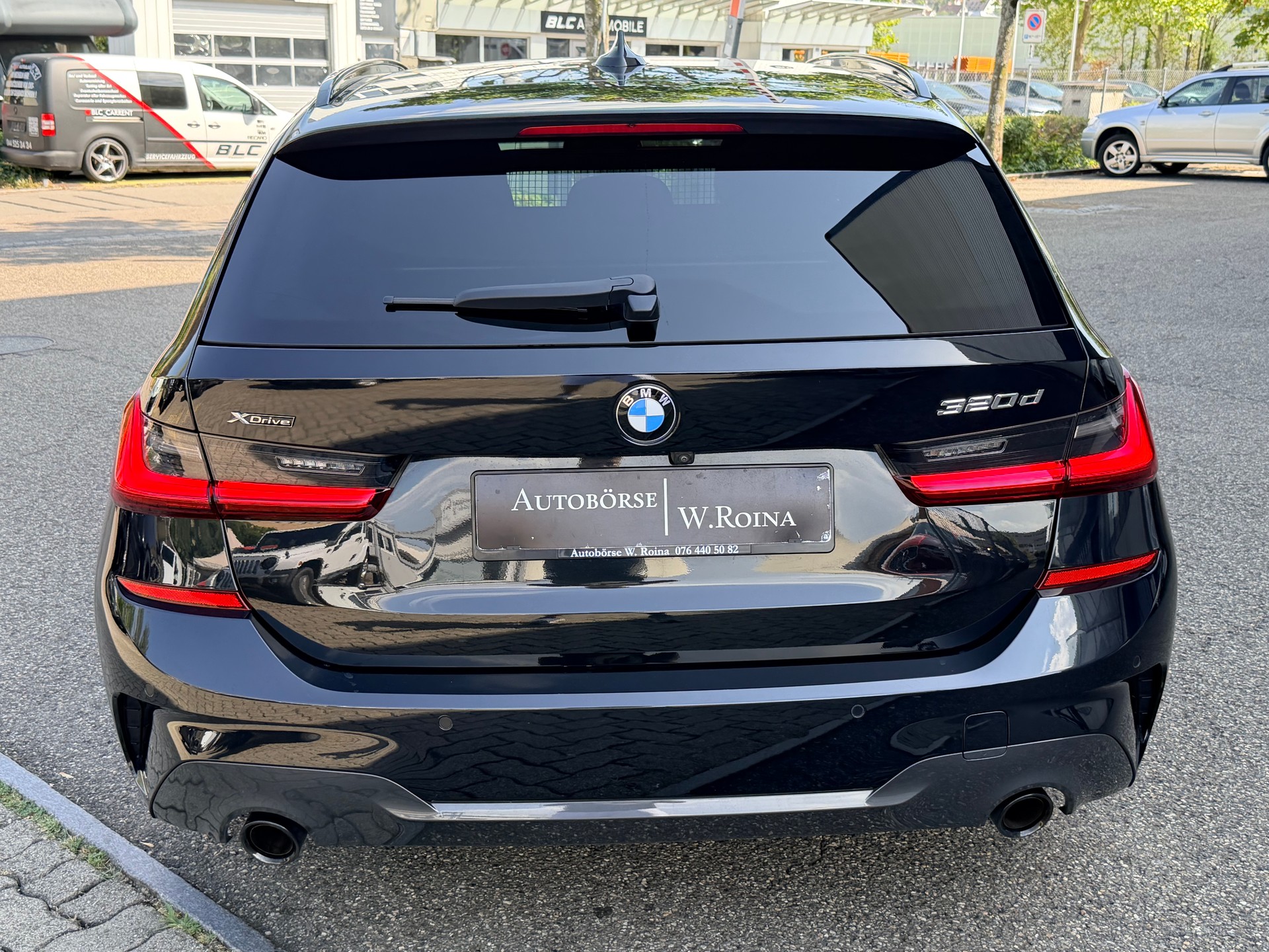 BMW 320d xDrive 48V Touring M Sport Steptronic-image-3