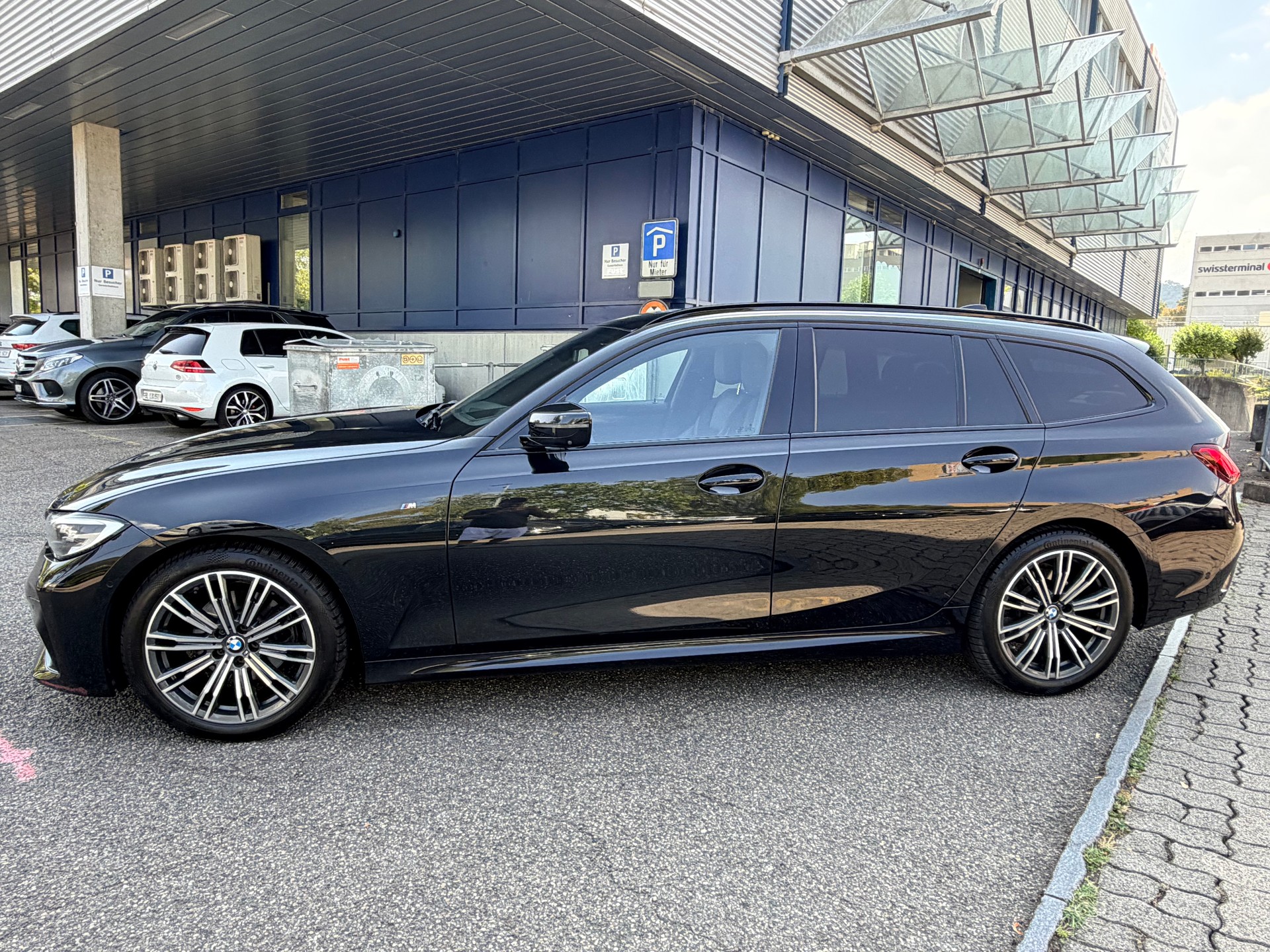 BMW 320d xDrive 48V Touring M Sport Steptronic-image-5