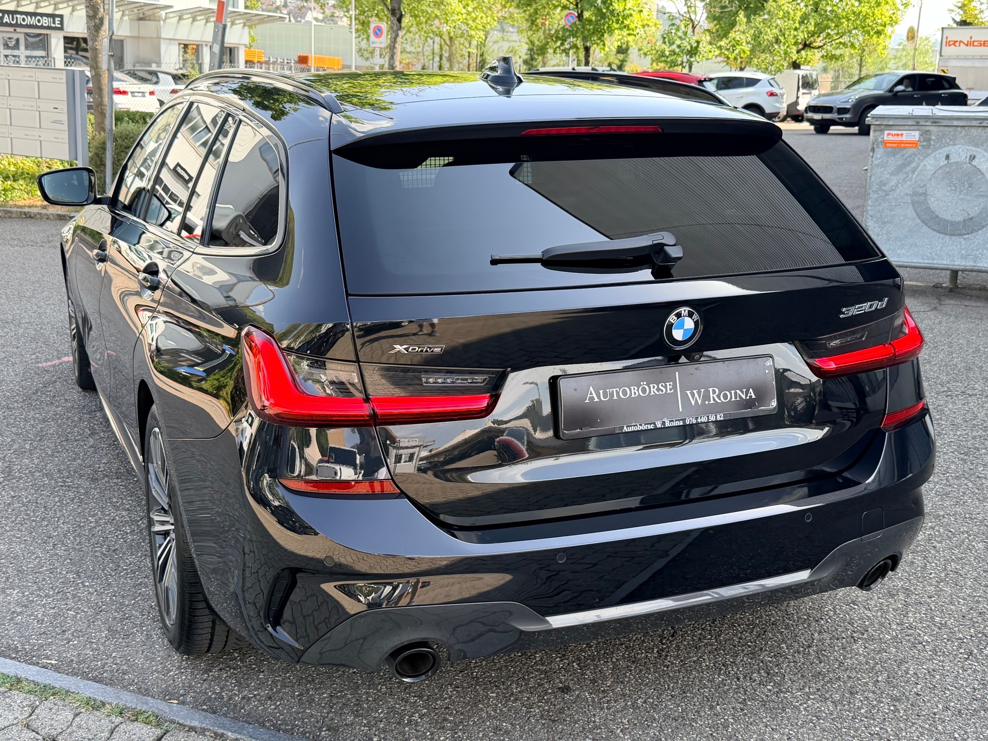 BMW 320d xDrive 48V Touring M Sport Steptronic-image-4