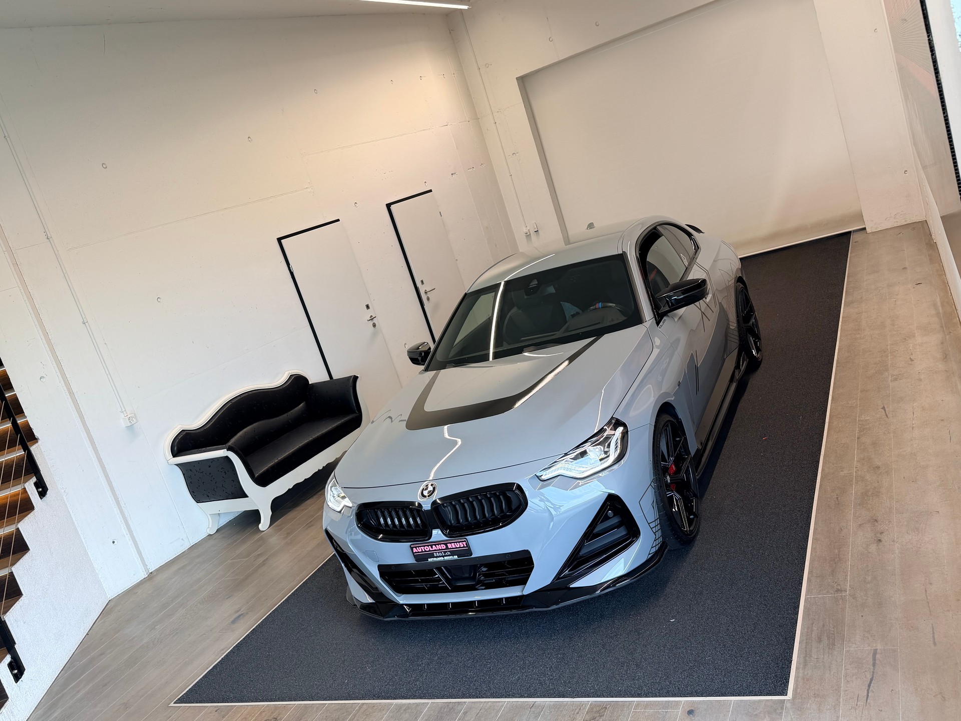 BMW M240i xDrive Steptronic-image-3