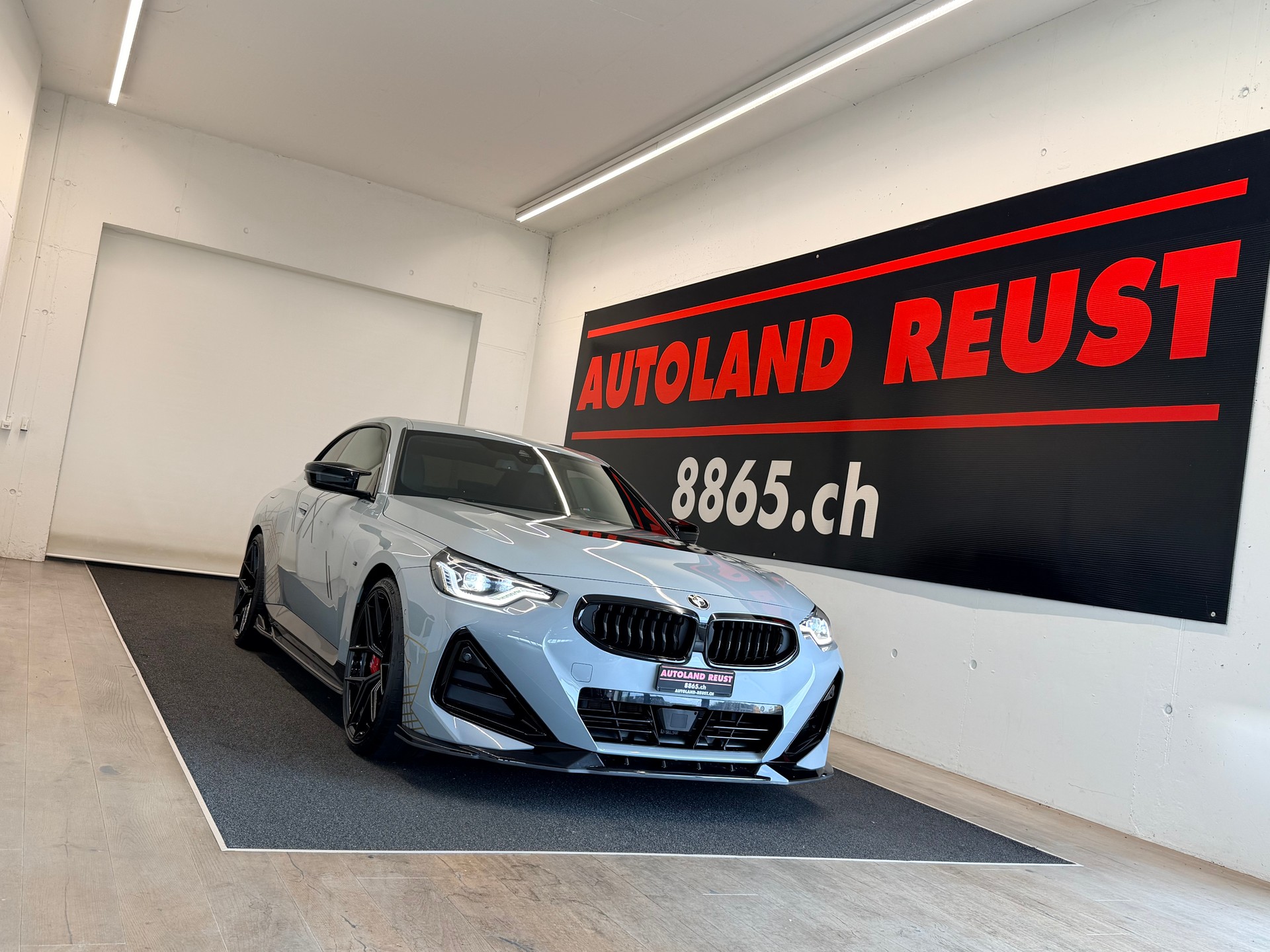BMW M240i xDrive Steptronic-image-0