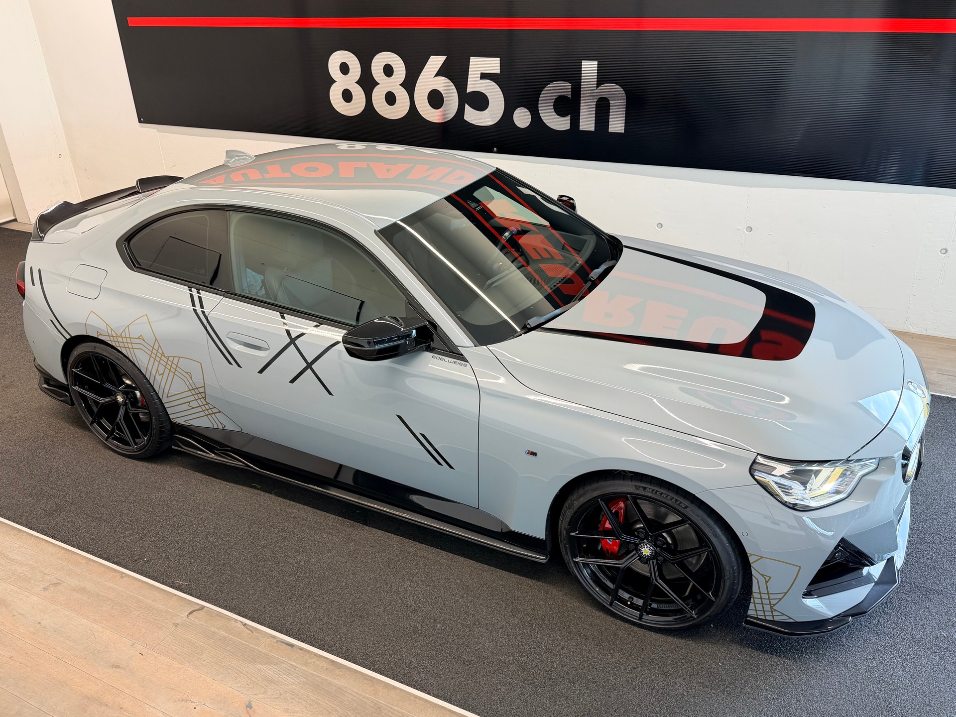 BMW M240i xDrive Steptronic-image-5