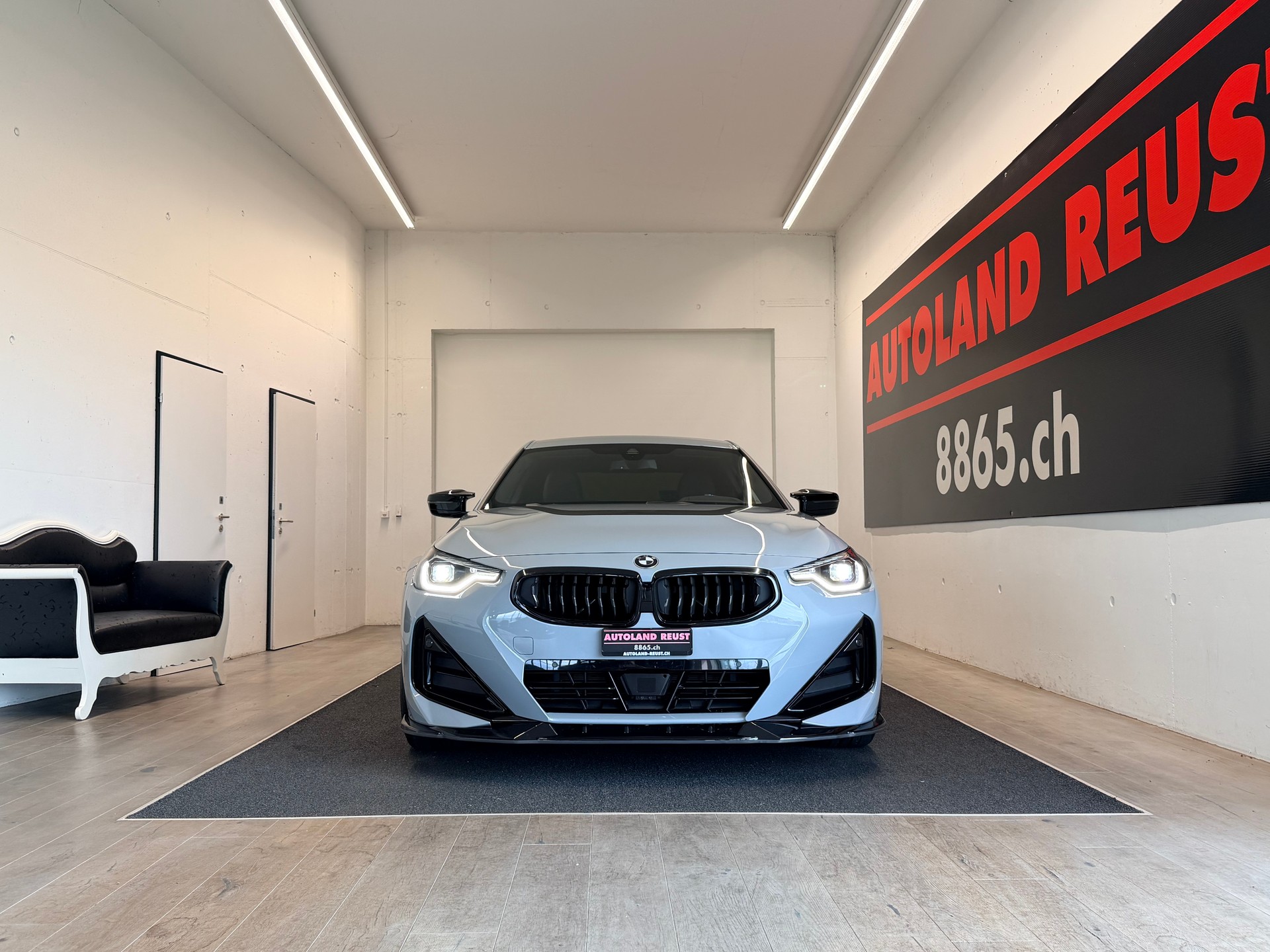 BMW M240i xDrive Steptronic-image-1