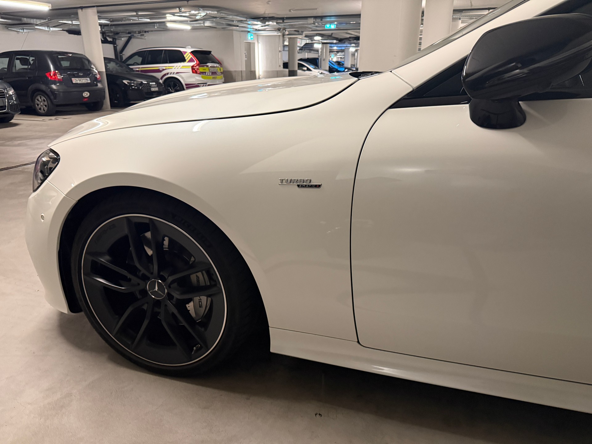 MERCEDES-BENZ E 53 AMG 4matic+ CH-Fahrzeug-image-3