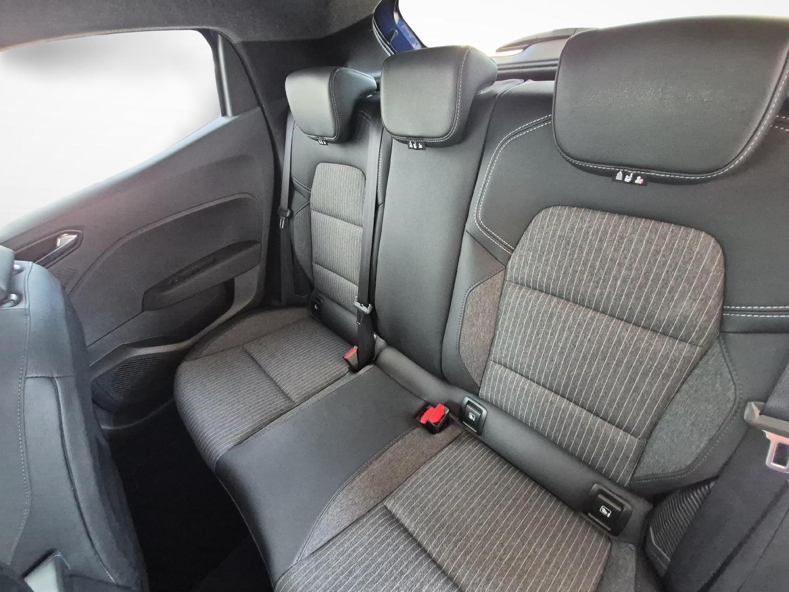 MITSUBISHI Colt 1.6 HEV Instyle-image-10