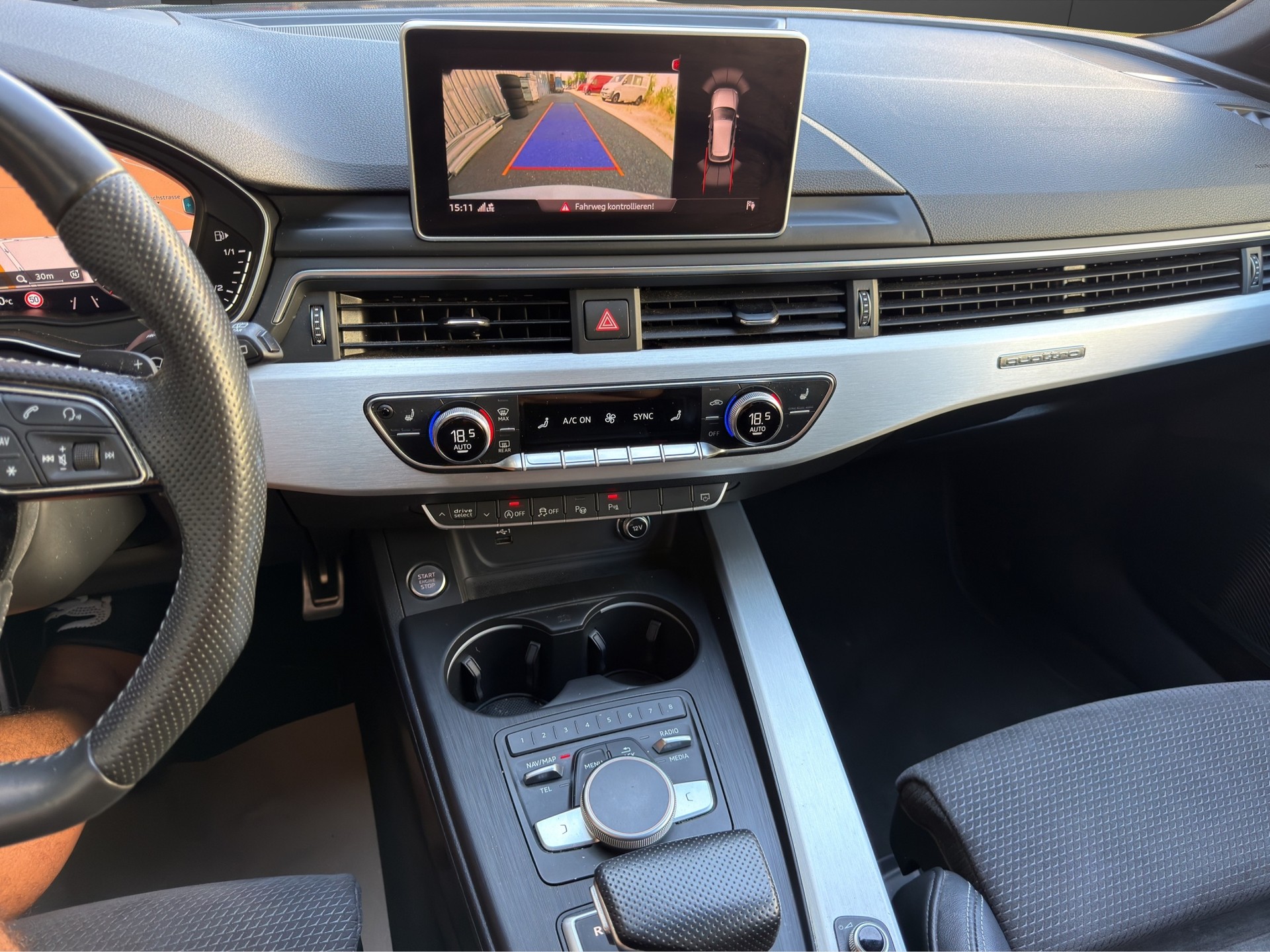 AUDI A4 Avant 40 TDI S Line quattro S-tronic Ab MFK&Garantie-image-15