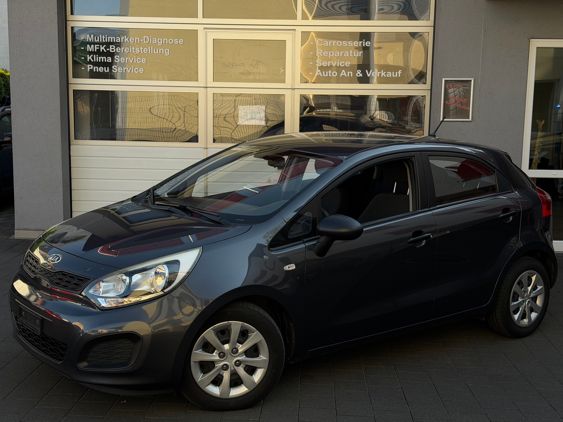 KIA Kia Rio 1.25*Ab MFK&Service*8-Fach Räder*Top Gepflegt*Sparsam&Zuverlässig*-image-0