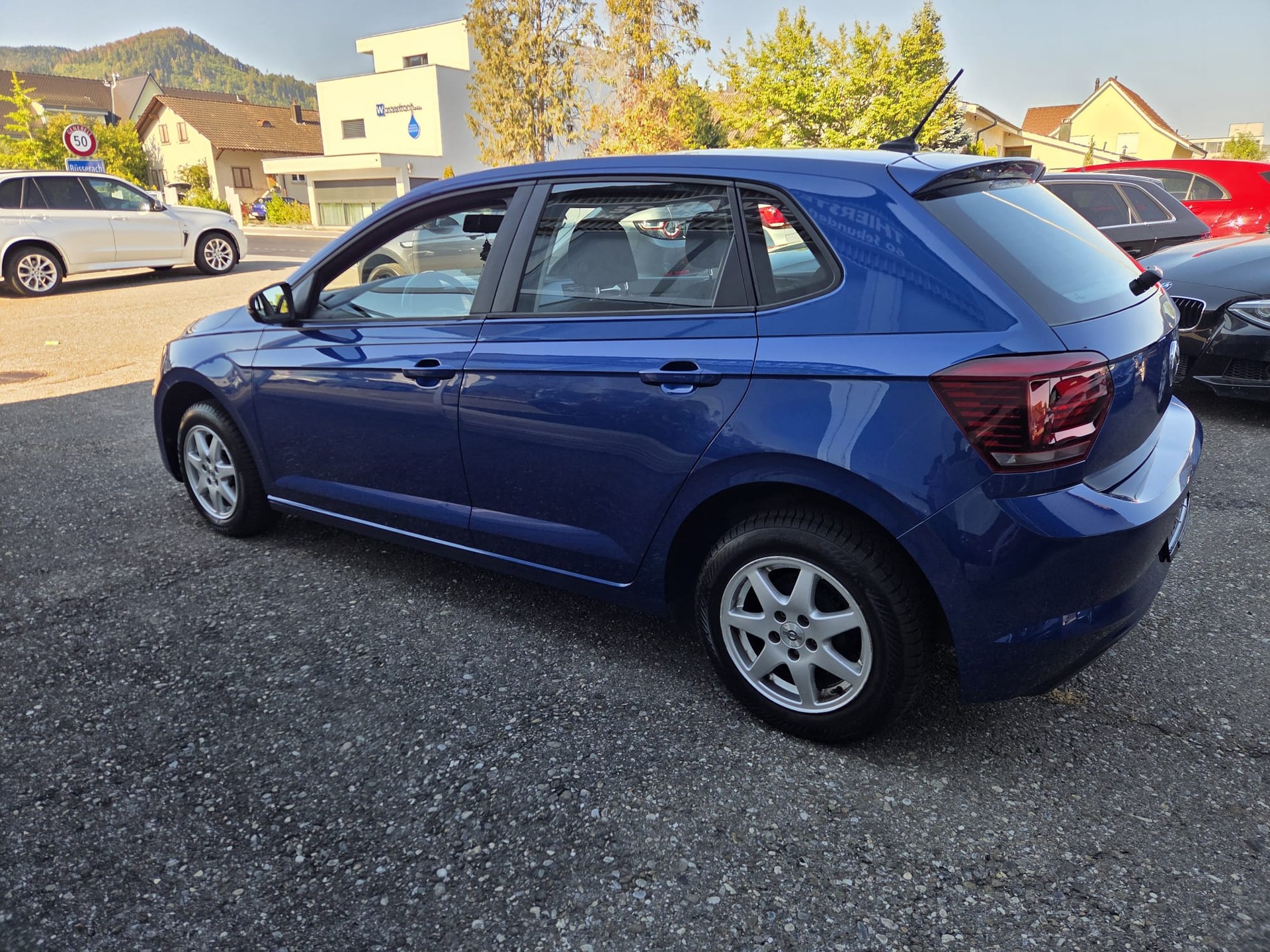 VW Polo 1.0 BMT Trendline-image-4