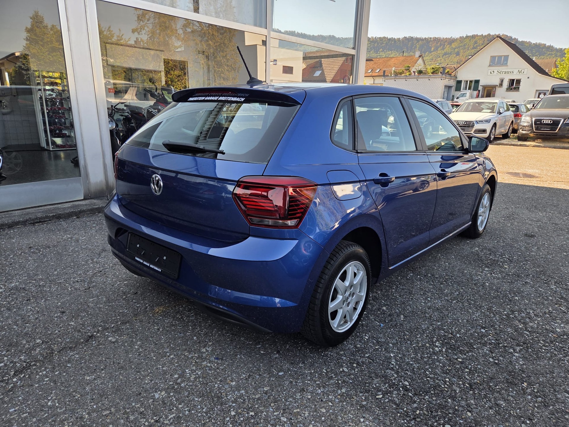 VW Polo 1.0 BMT Trendline-image-7