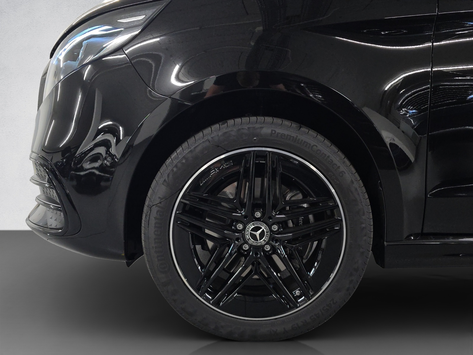 MERCEDES-BENZ V 300 d Exclusive Swiss Edition 4Matic Lang-image-7