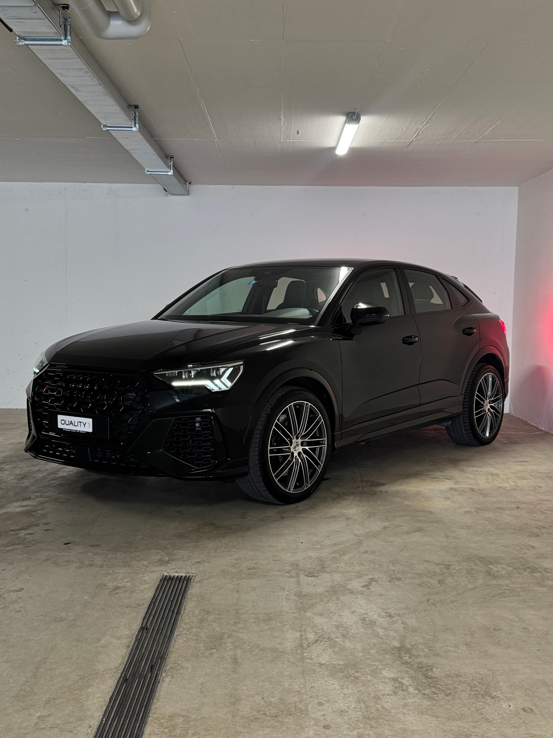 AUDI RS Q3 Sportback quattro S tronic-image-0