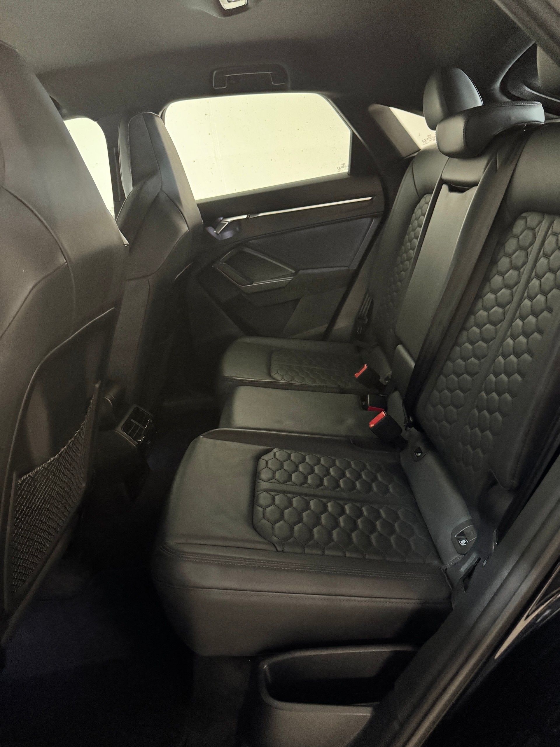 AUDI RS Q3 Sportback quattro S tronic-image-7