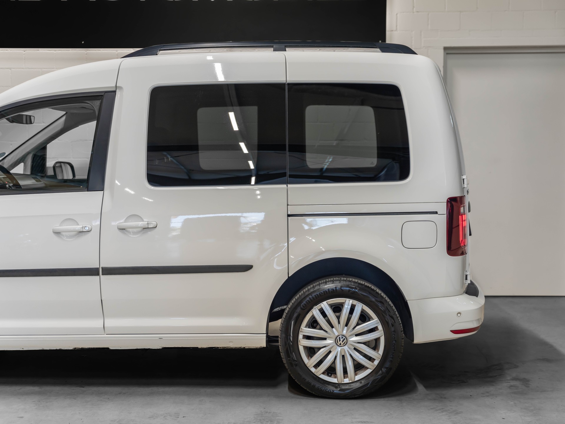 VW Caddy 1.4 TSI Trendline DSG-image-18