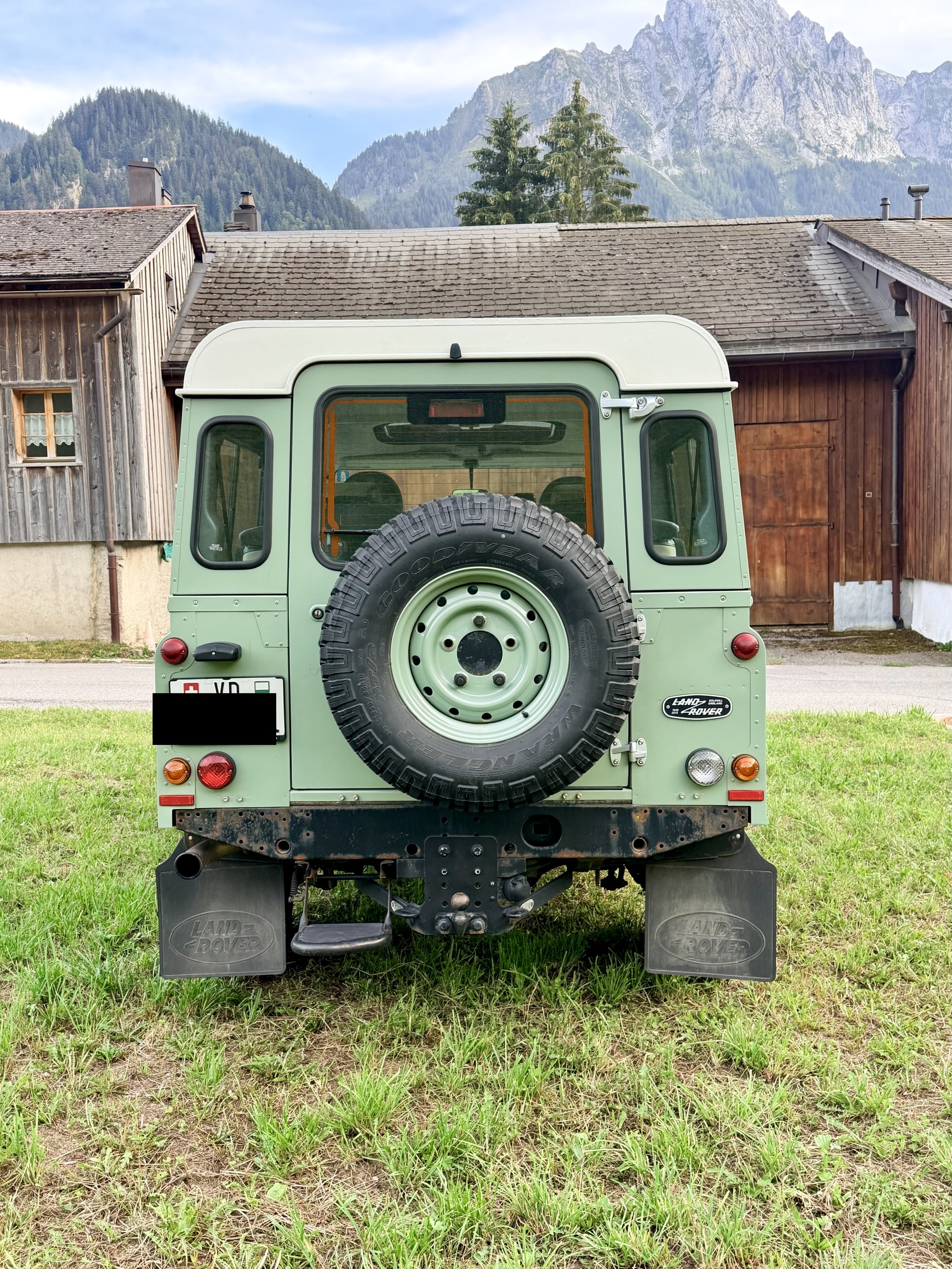 LAND ROVER 2.2 TD4 SW Heritage-image-7