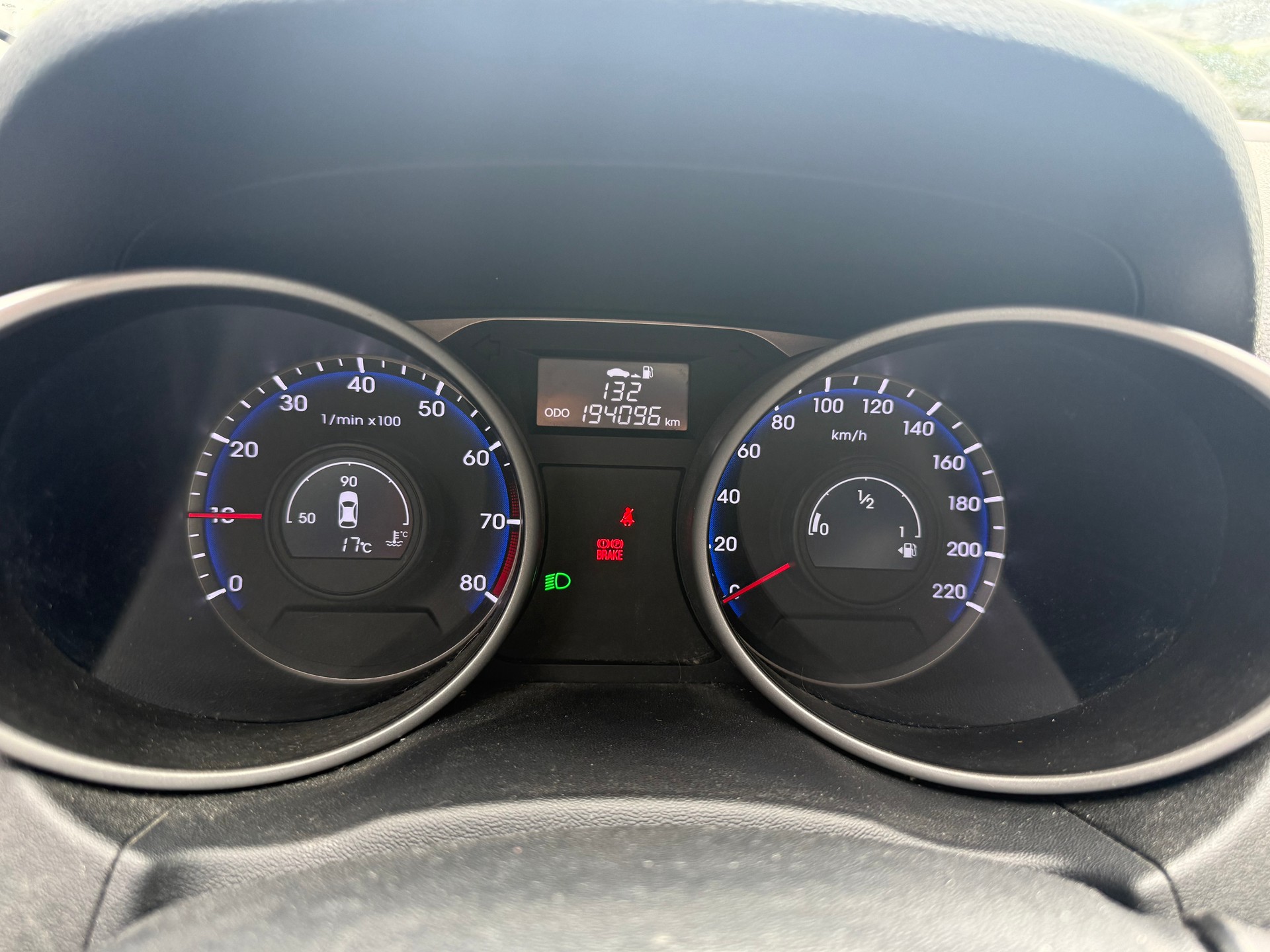 HYUNDAI iX 35 1.6 GDI Comfort 2WD-image-4