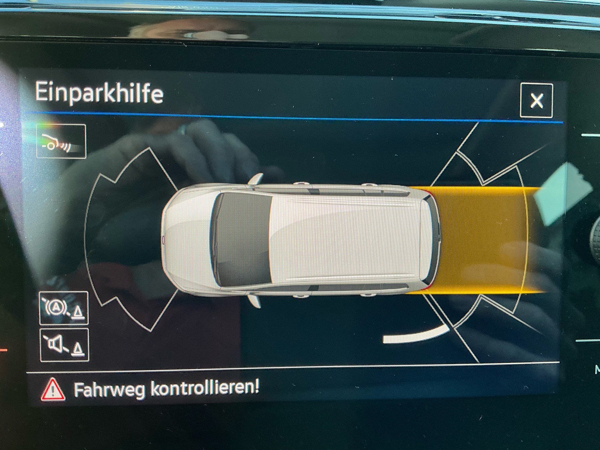 VW Touran Highline *** VOLLAUSSTATTUNG MIT VW GARANTIE BIS 2029 !!! ***-image-17