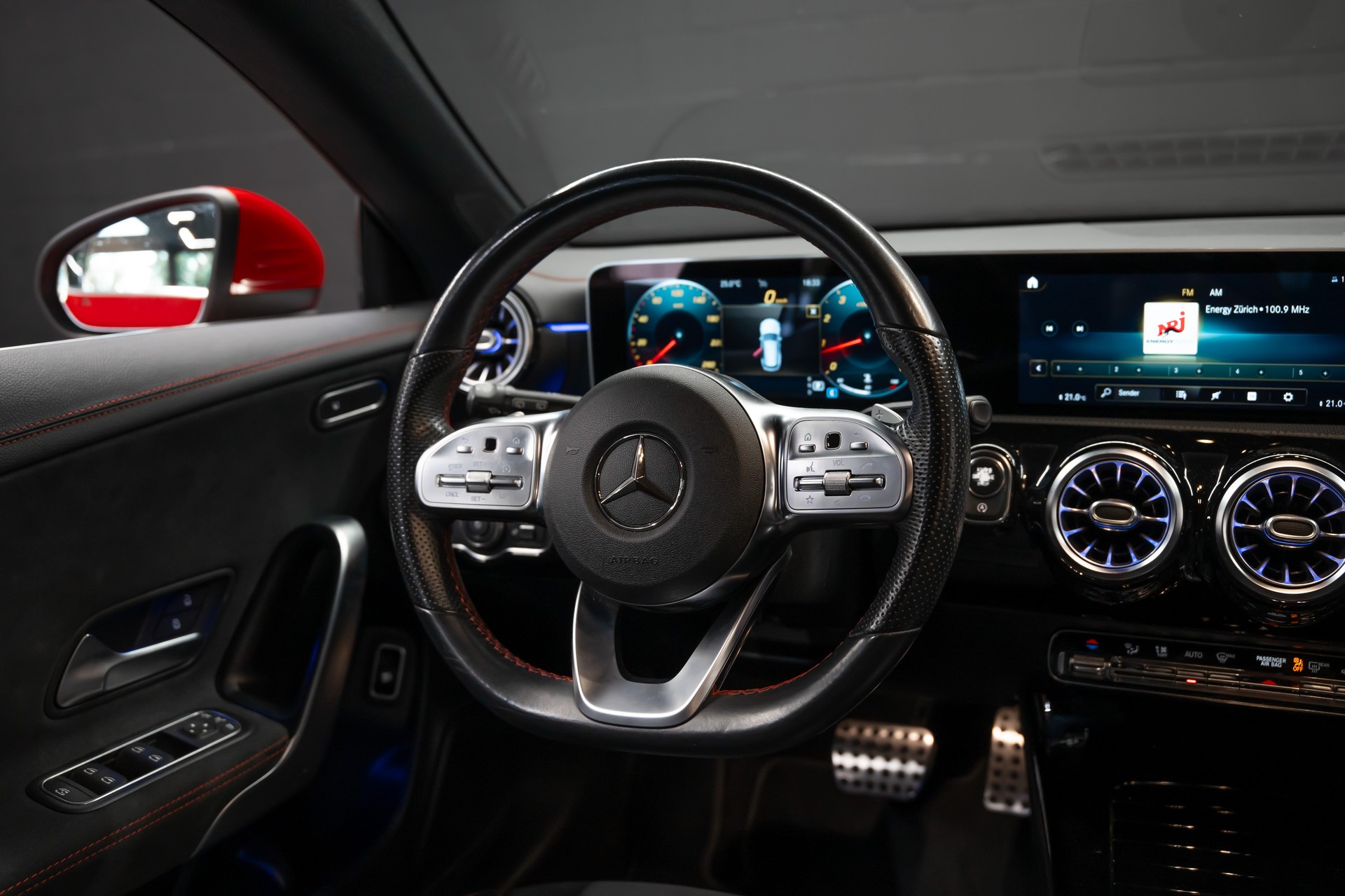 MERCEDES-BENZ Shooting Brake 220 7G-DCT AMG Line / 8 Fach Felgen/Pneu / Night Paket / 1. Hand-image-14